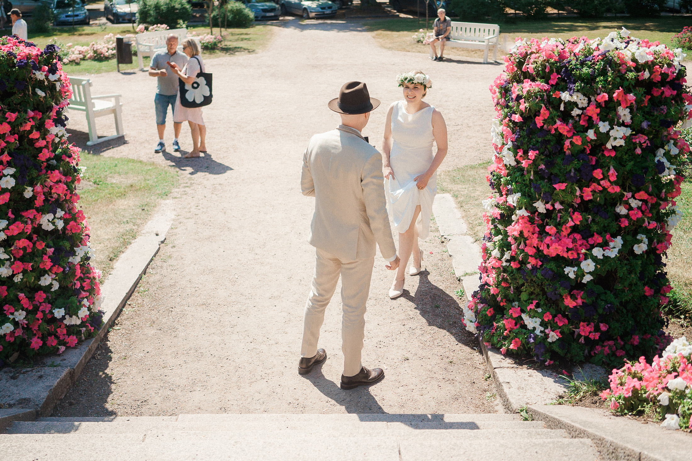 Hääkuvaus Hangossa – Upea merellinen hääpäivä S&R: n kanssa. Häävalokuvaaja Hanko