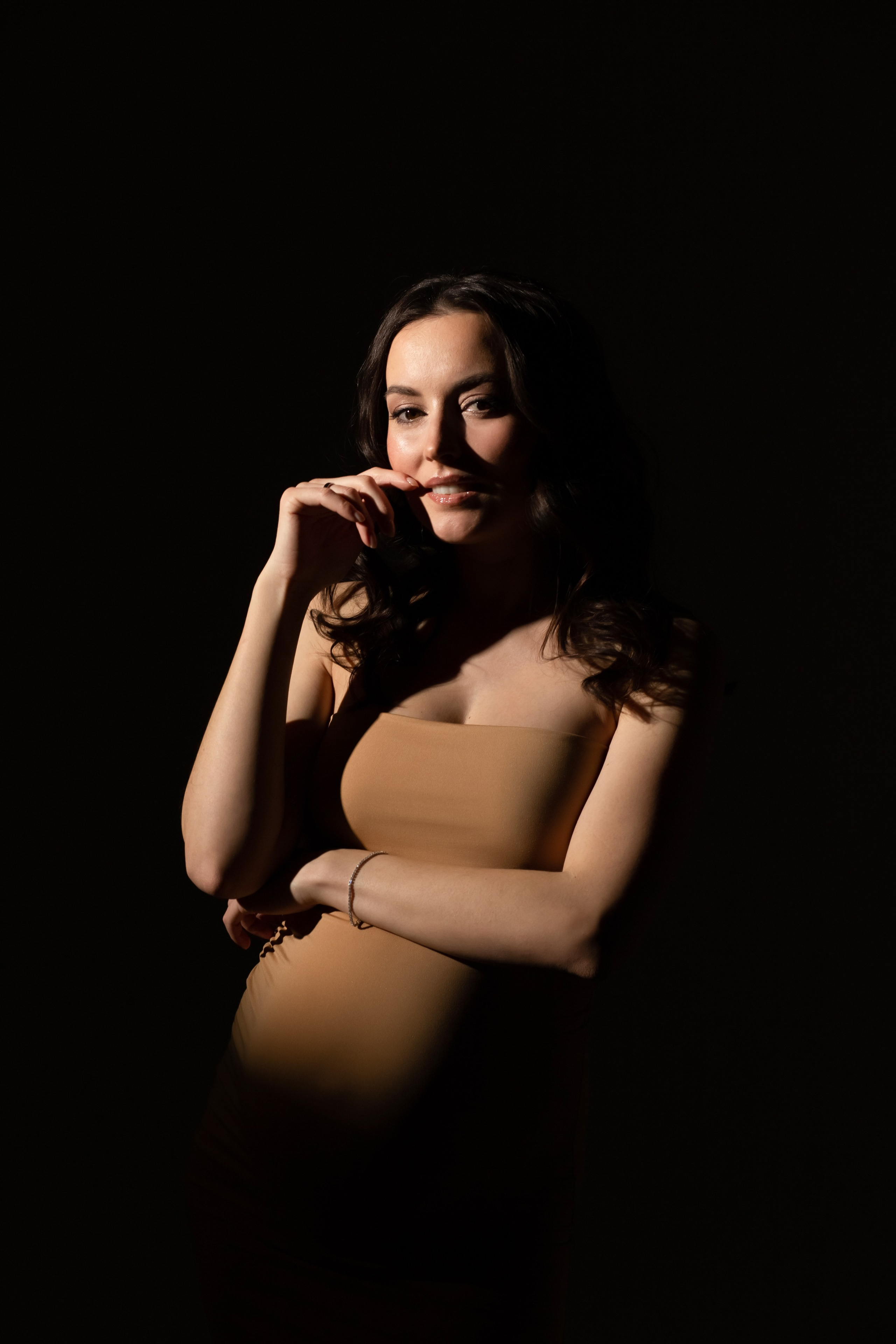 Photo shoot in minimalist style. Professional photographer in Spain