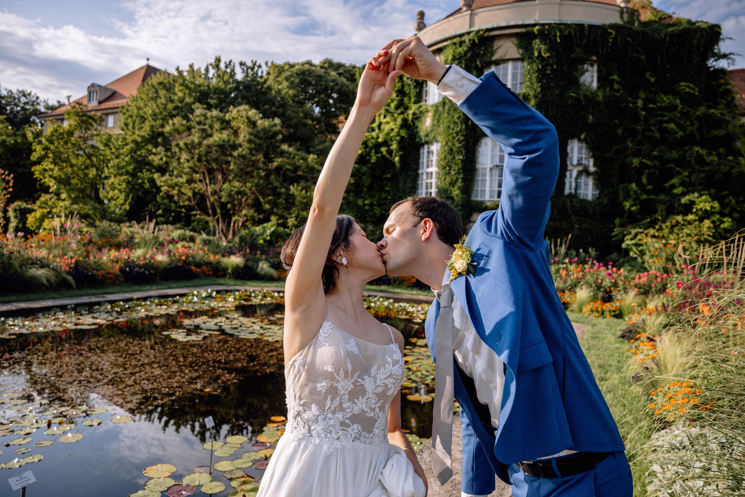Café im Botanischen Garten. Deutsche - Japanische Hochzeit. Hochzeitsfotograf München Taufe Familienfotograf Tanja Mauke