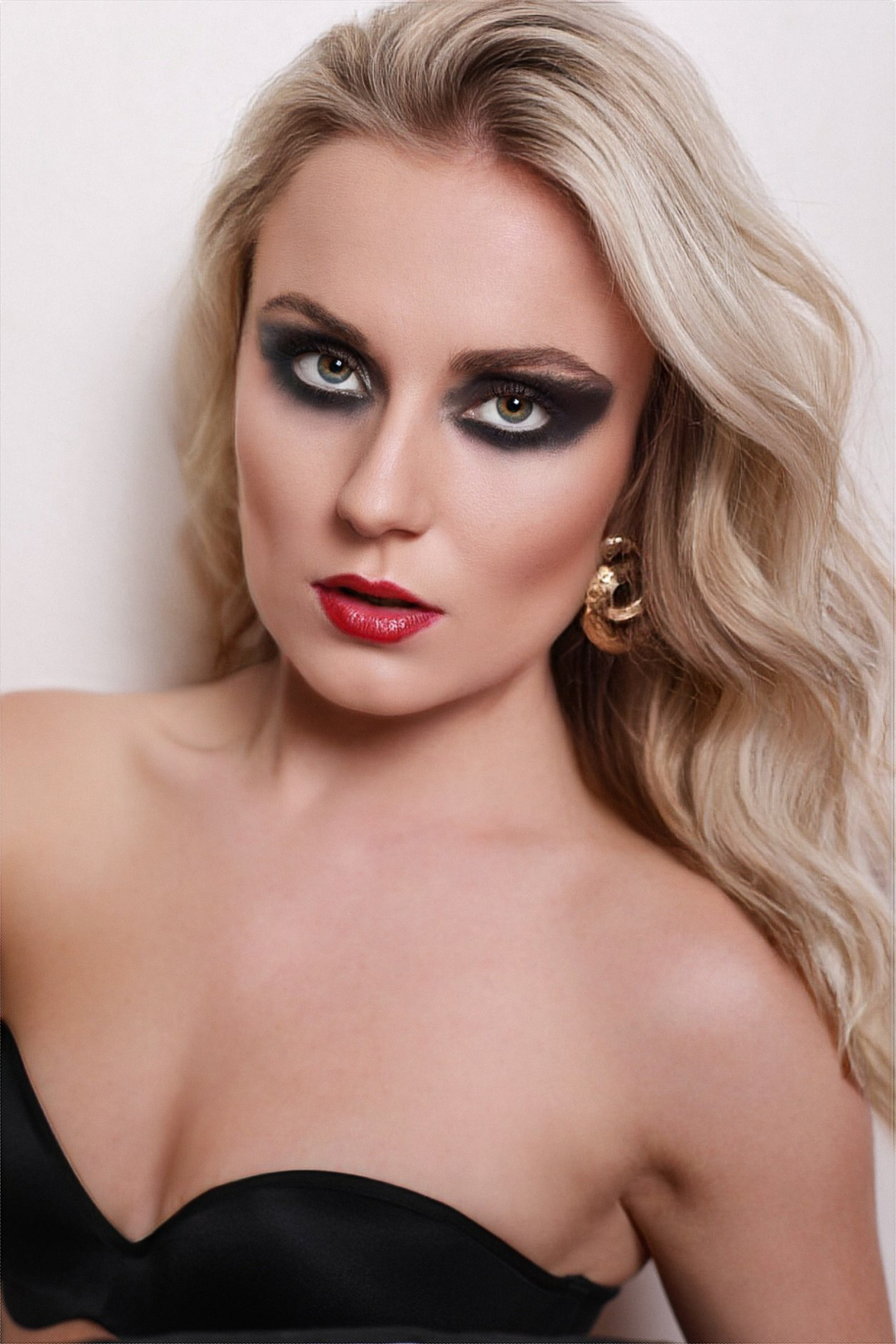 Portfolio. LAURA ASAN PHOTOGRAPHY