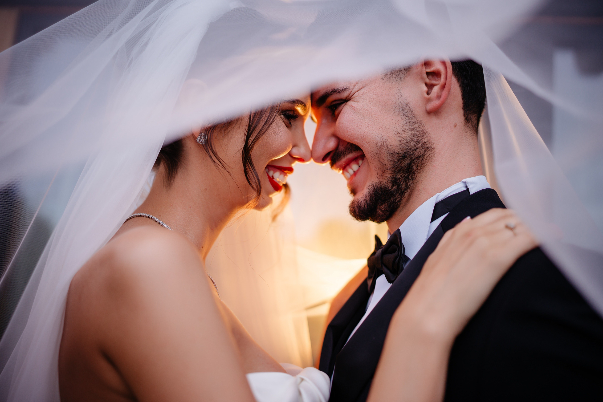 Povestea de nuntă a lui Anca și Dragoș în Bacău | Fotografie de Eveniment. Raw Studio. Fotograful tau de nunta!