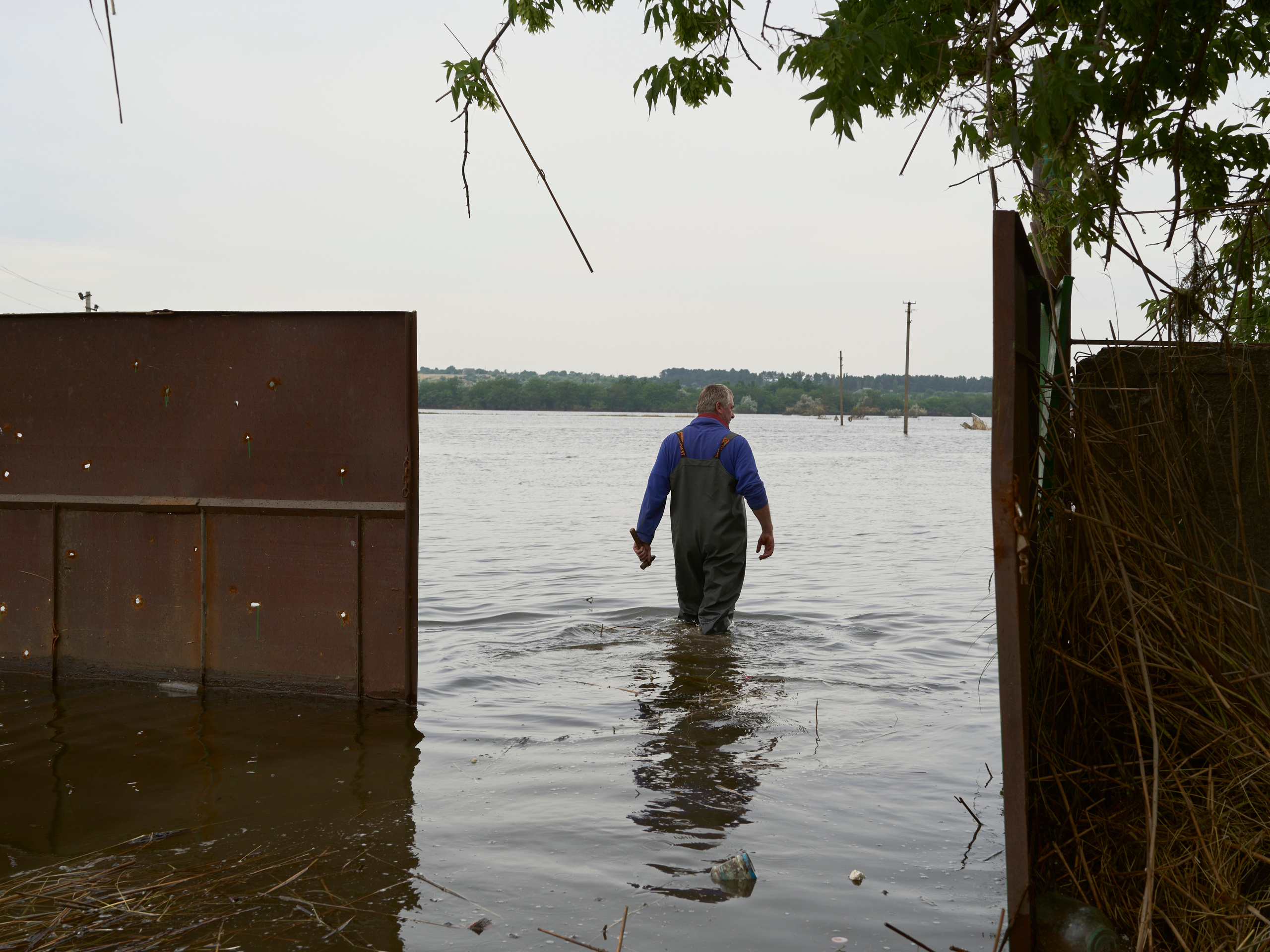 When water recedes slowly. Igor Ishchuk documentary photographer