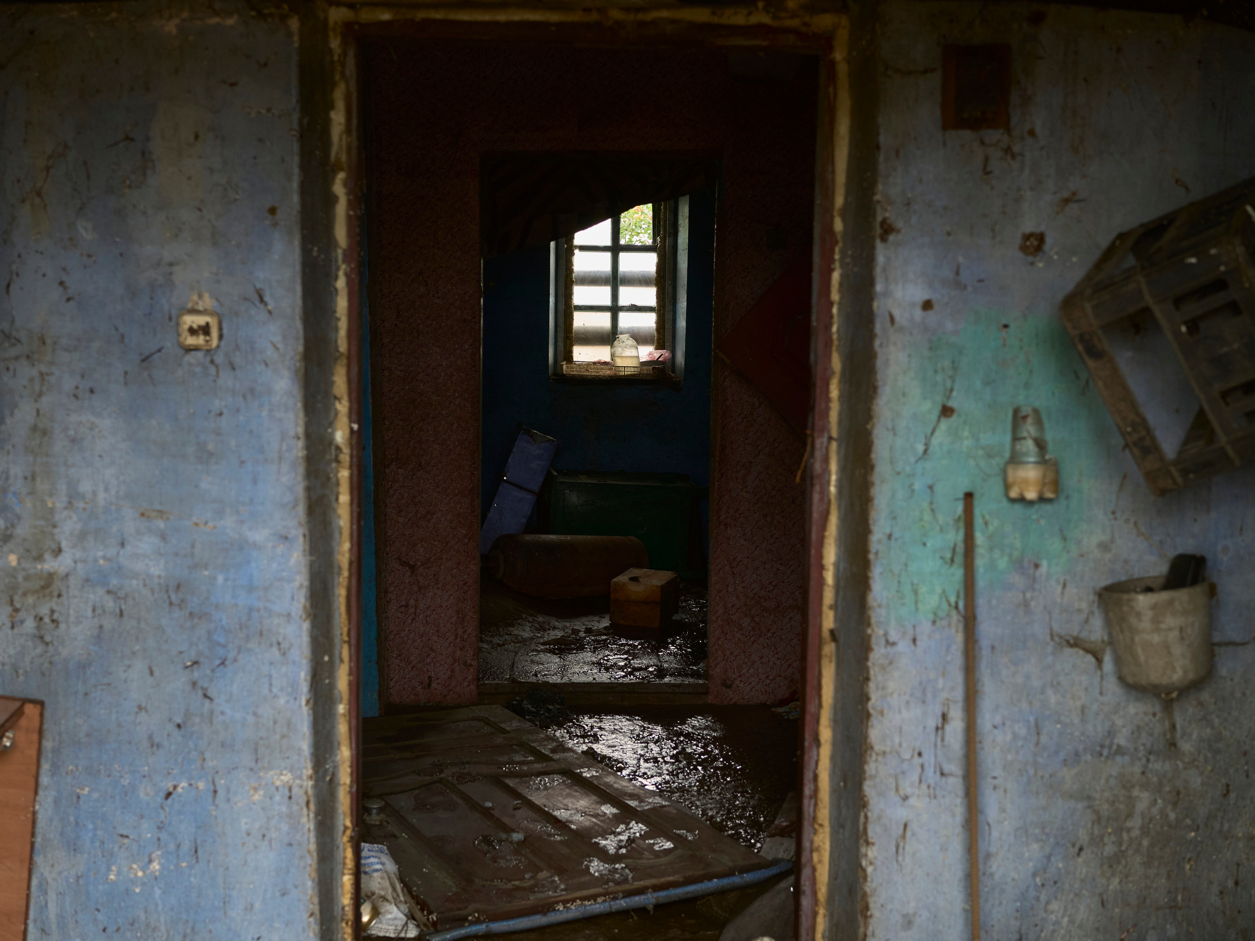 When water recedes slowly. Igor Ishchuk documentary photographer