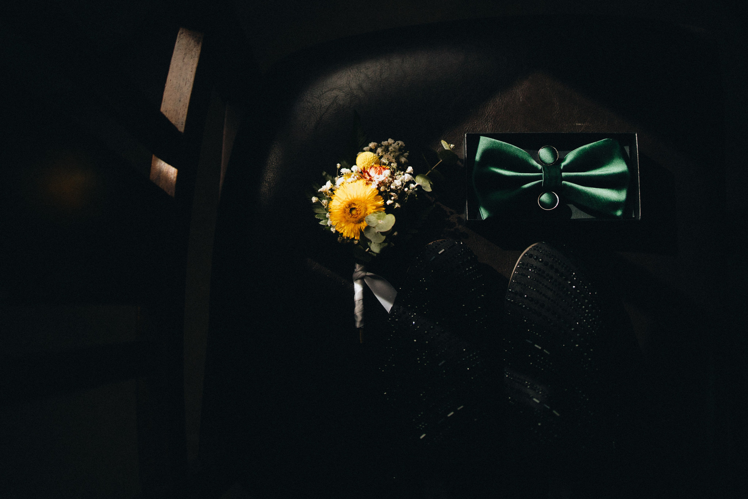 Jessie and Isaac on their wedding day in Portland, Oregon – a genuine moment of joy captured by photographer Georgy Shishkin in a romantic outdoor style, reflecting the charm of Portland & Seattle wedding photography.