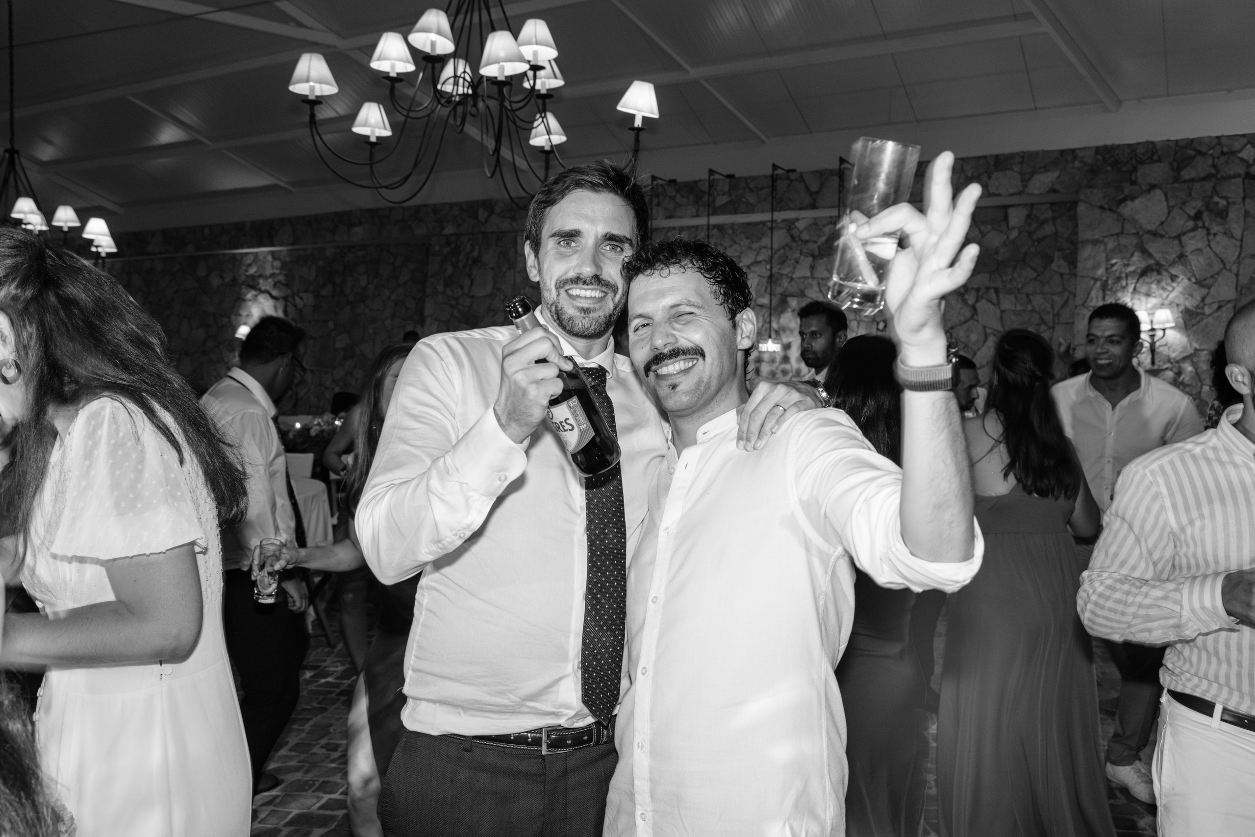 Galeria e Filme de Casamento — Cláudia & Rodrigo — Challet Fonte Nova. Luxury Wedding Photography & Cinematic Films | Portugal & Destination Weddings | Ricardo & Mary Pictures