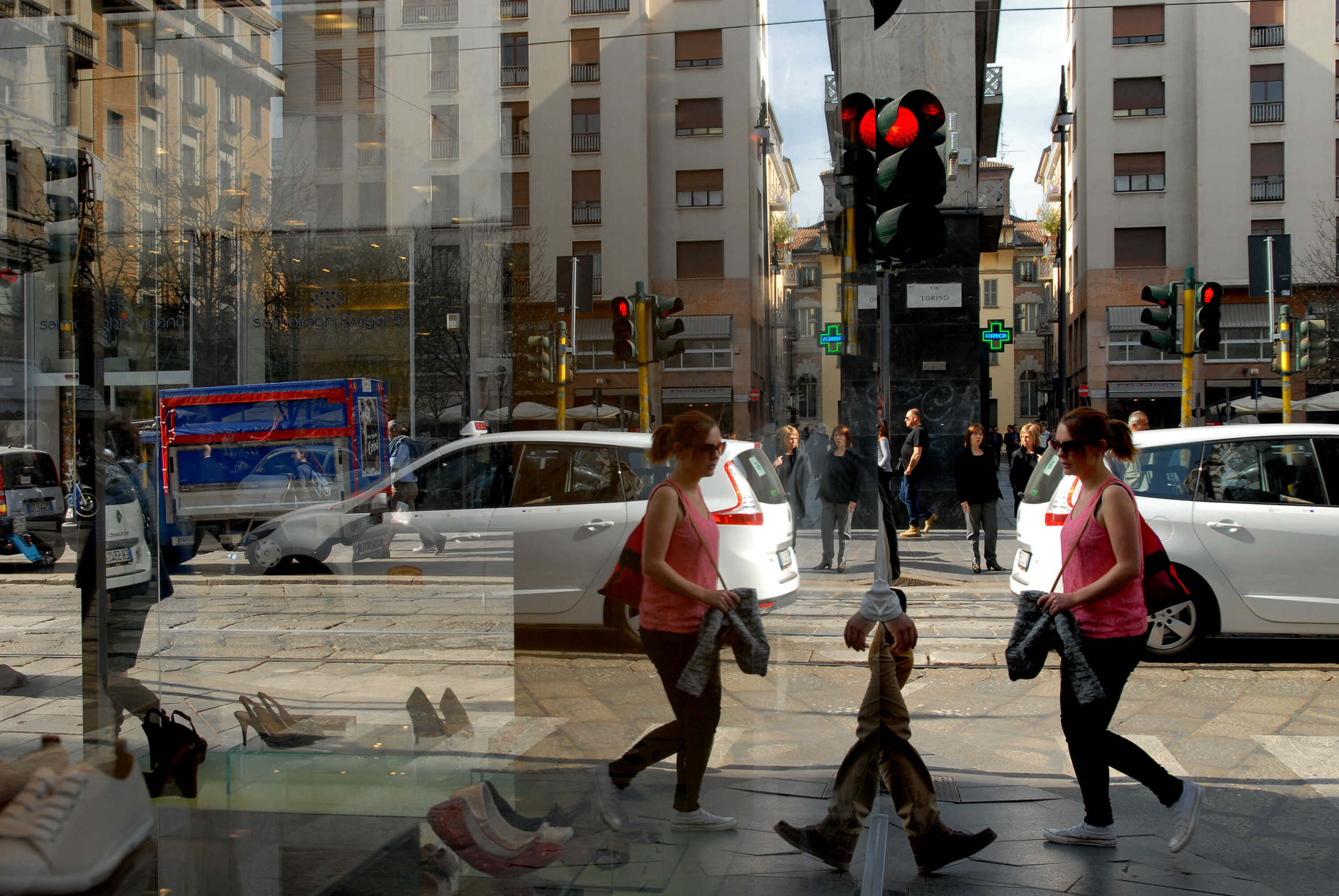 Italy photo, Milan photo, Florence photo, Venice photo, Rome photo. Wedding and family photographer in Cork, Ireland. Tigran