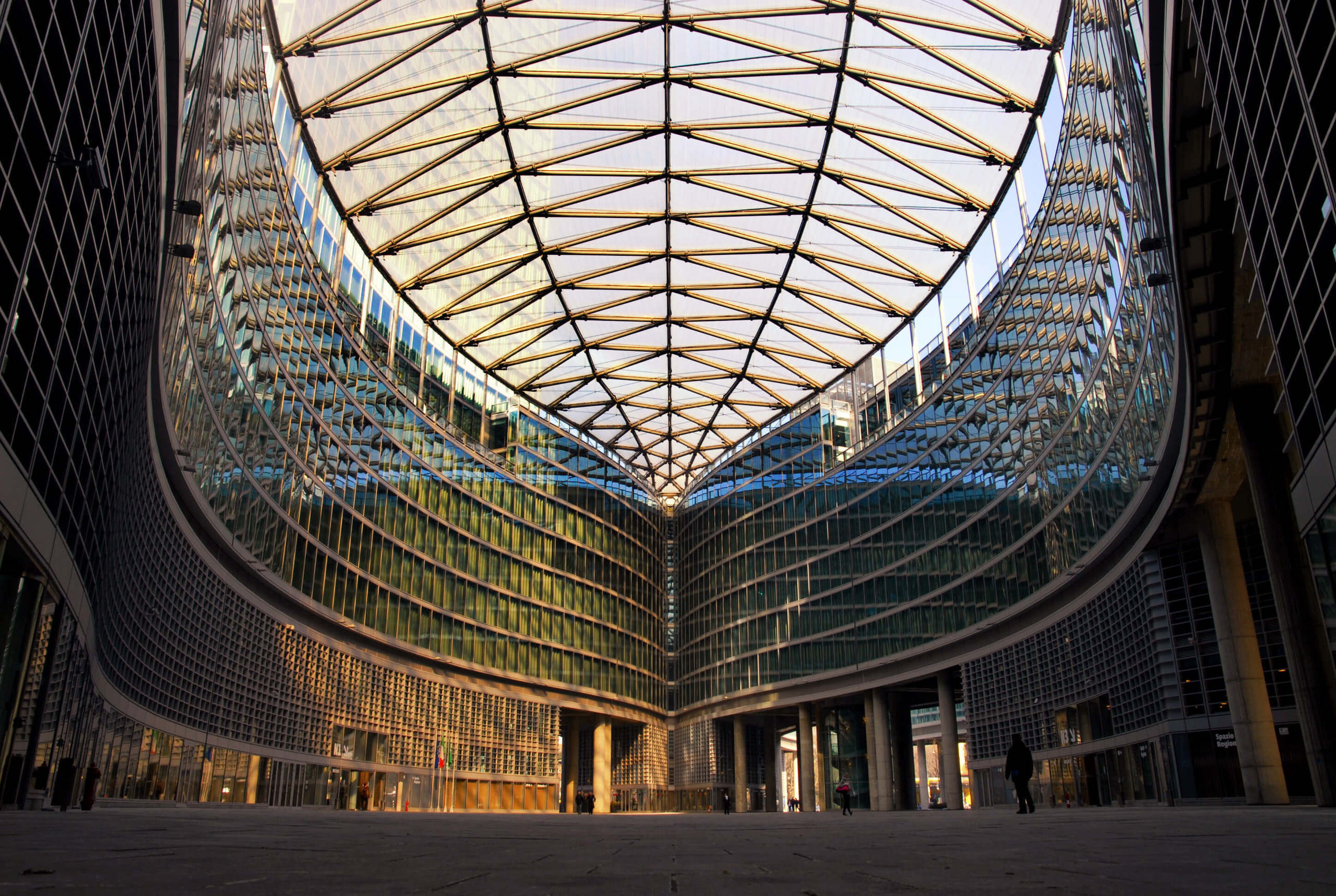 Italy photo, Milan photo, Florence photo, Venice photo, Rome photo. Wedding and family photographer in Cork, Ireland. Tigran