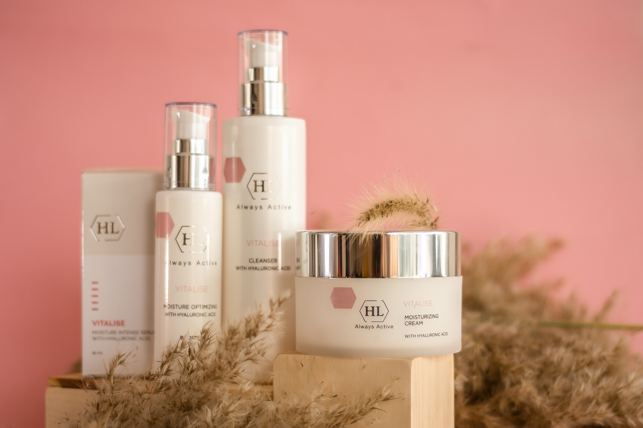 Cosmetic products for facial care