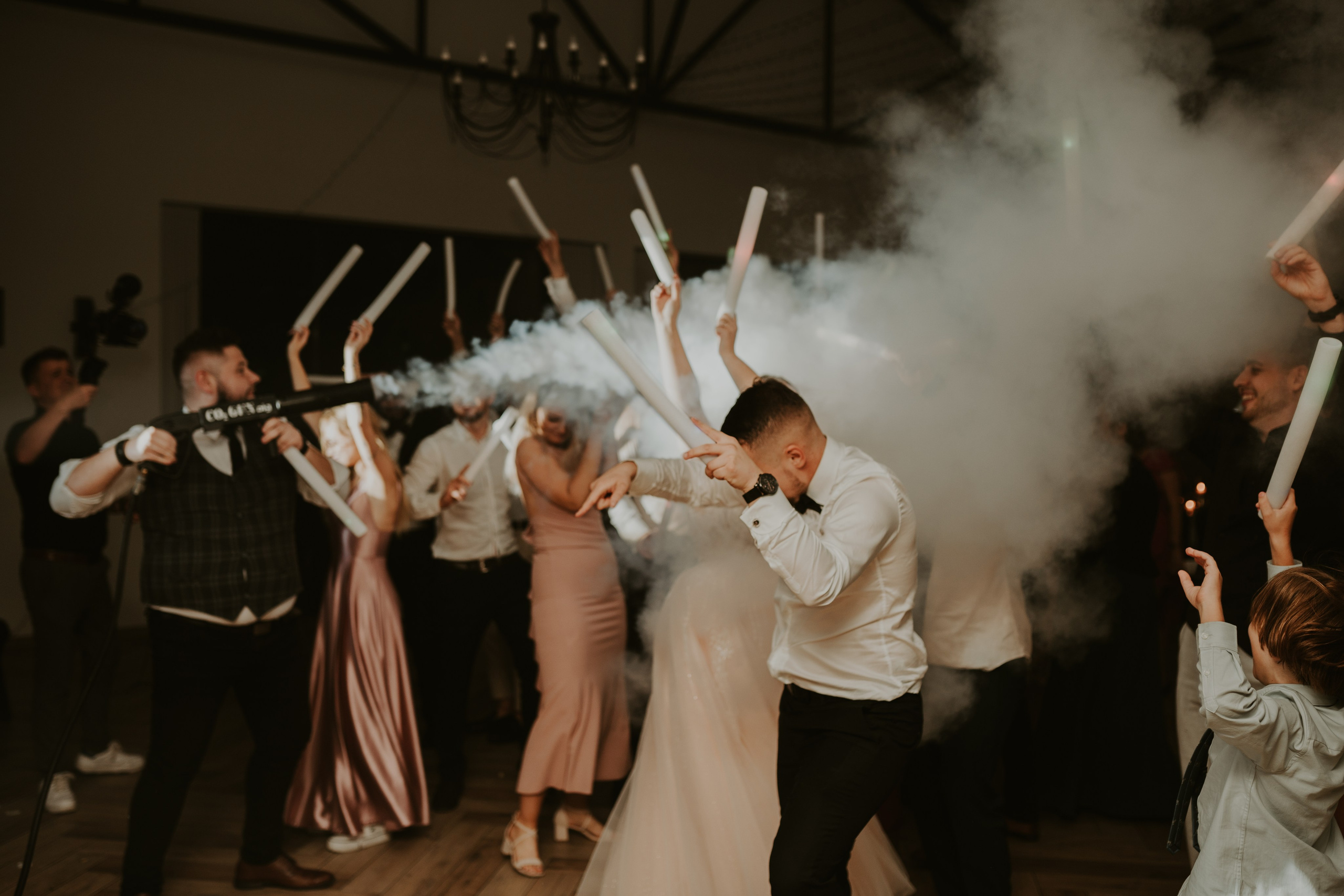 Trzy Drzewa: wspaniała uroczystość Wiktorii i Kamila. Karkowskafoto - fotografia miłości