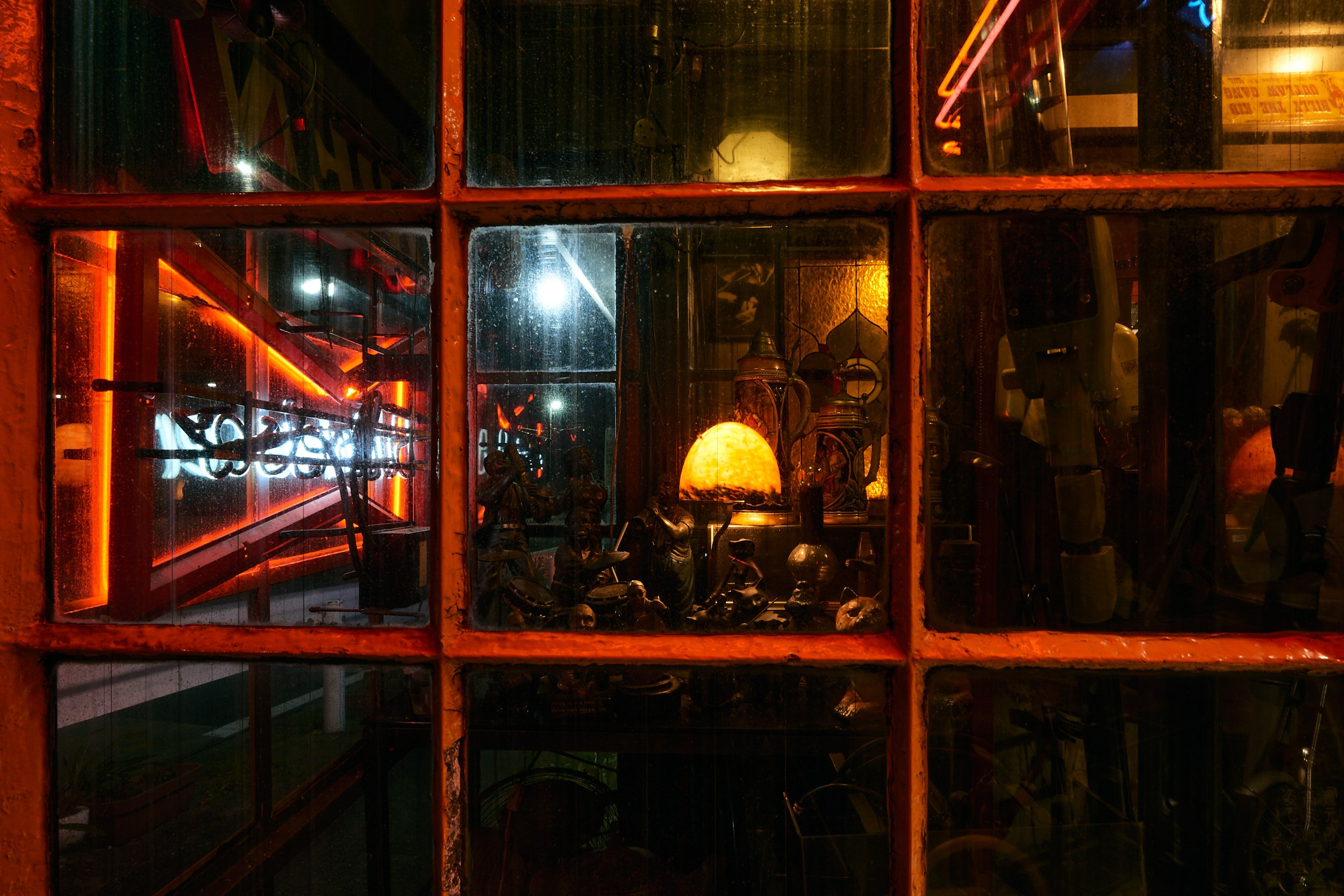 The Music Lovers. MT