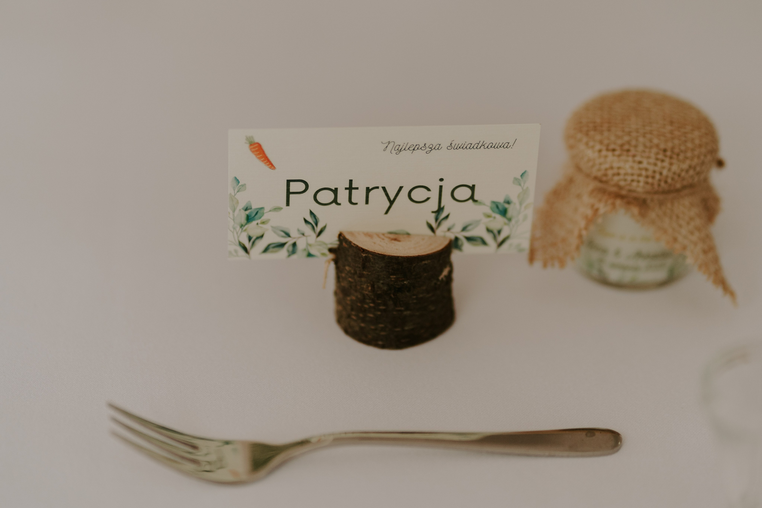 Dwór Wierzbno: plenerowy ślub pod wierzbą. Karkowskafoto - fotografia miłości