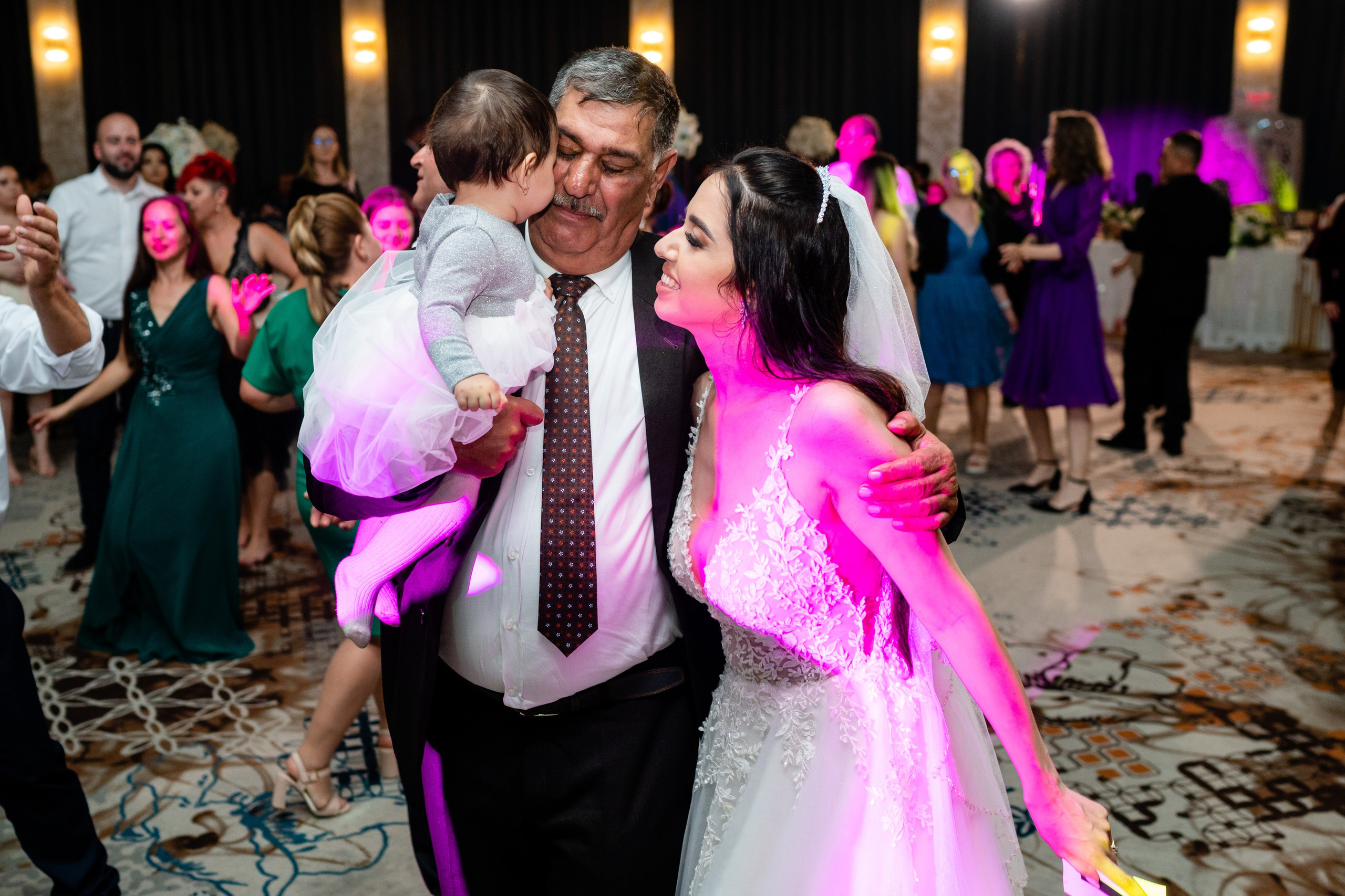 Elena & Cristi. Acasă