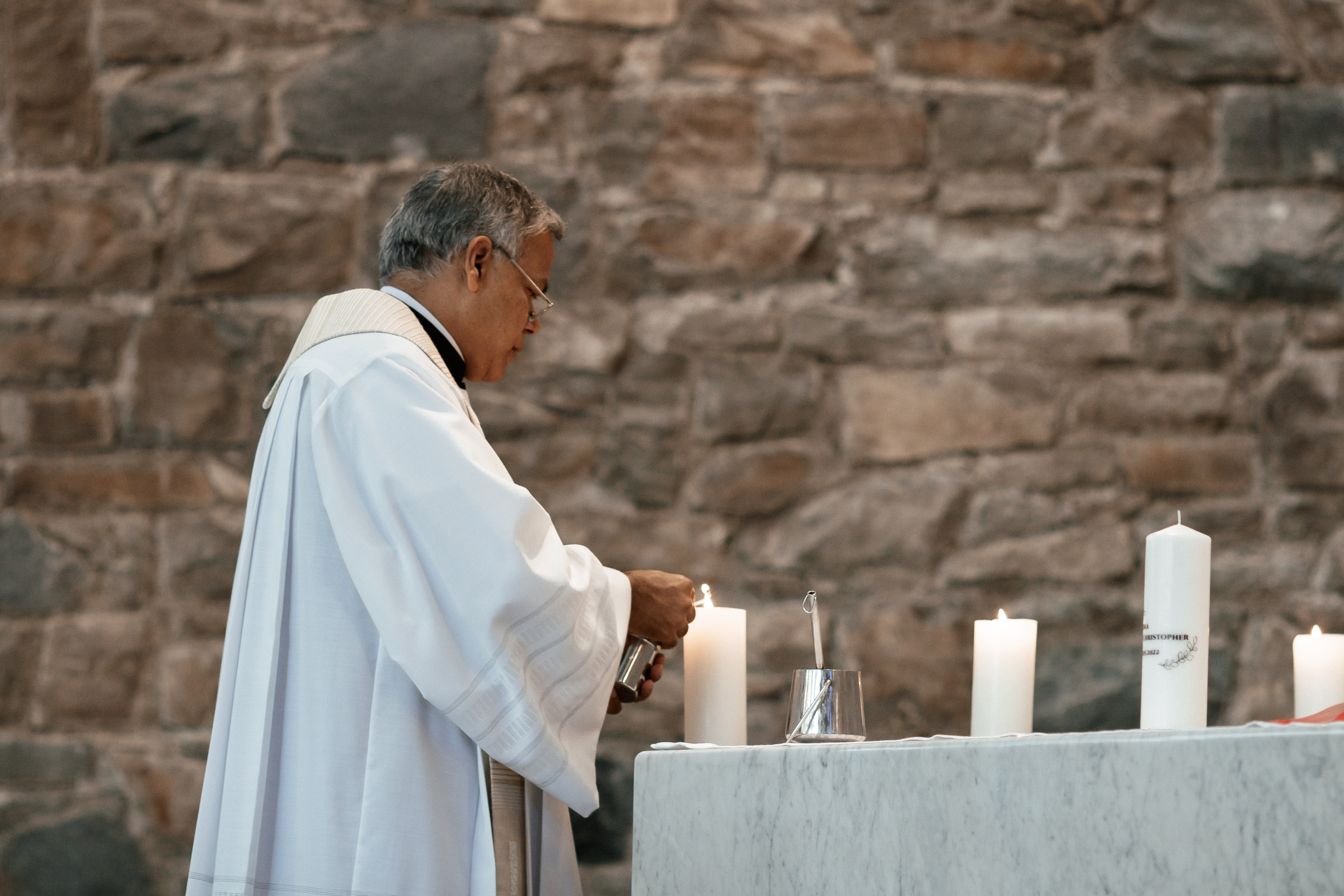Kirchliche Hochzeit in Herborn. Fotograf NRW aus Wickede Ruhr, Milla Kunst