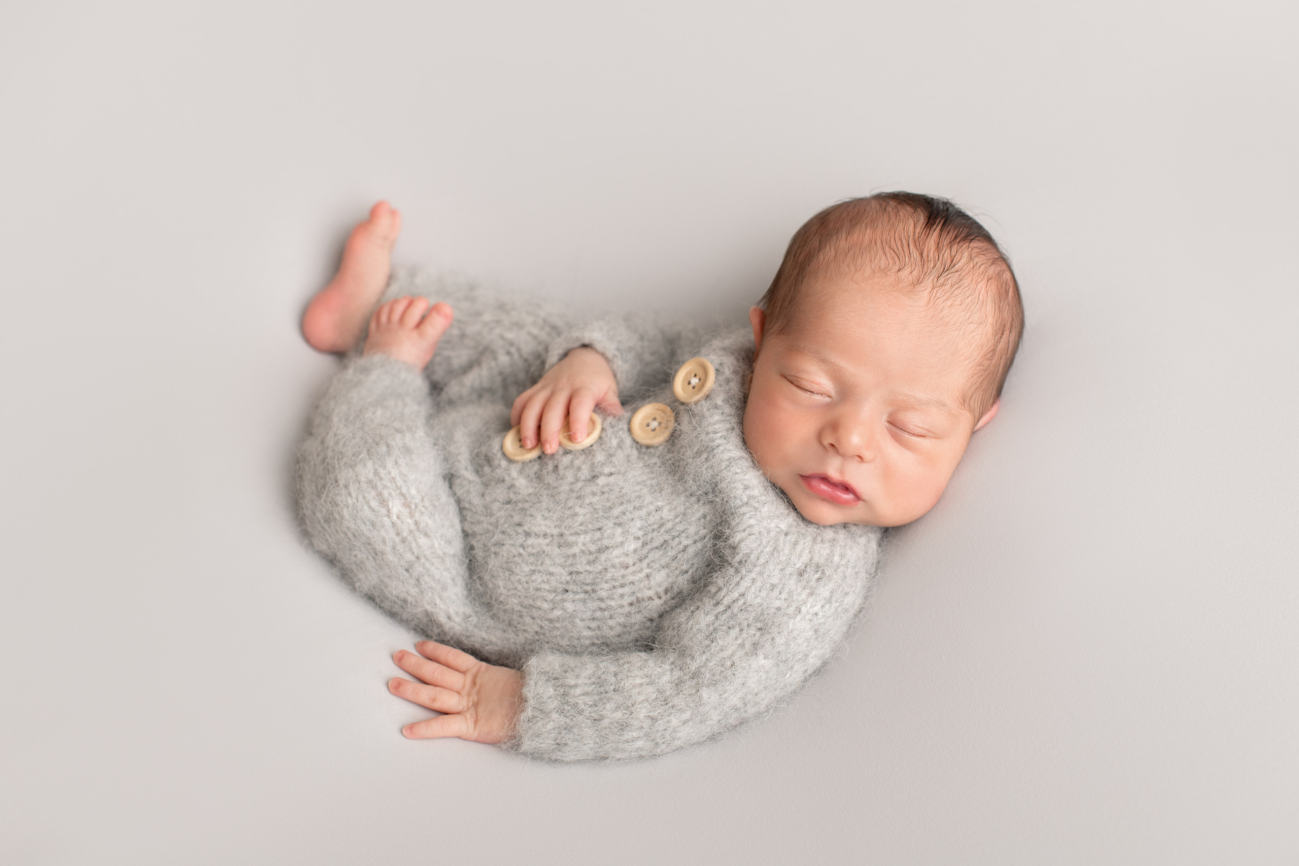 Newborn photo session. Newborn photographer Sacramento