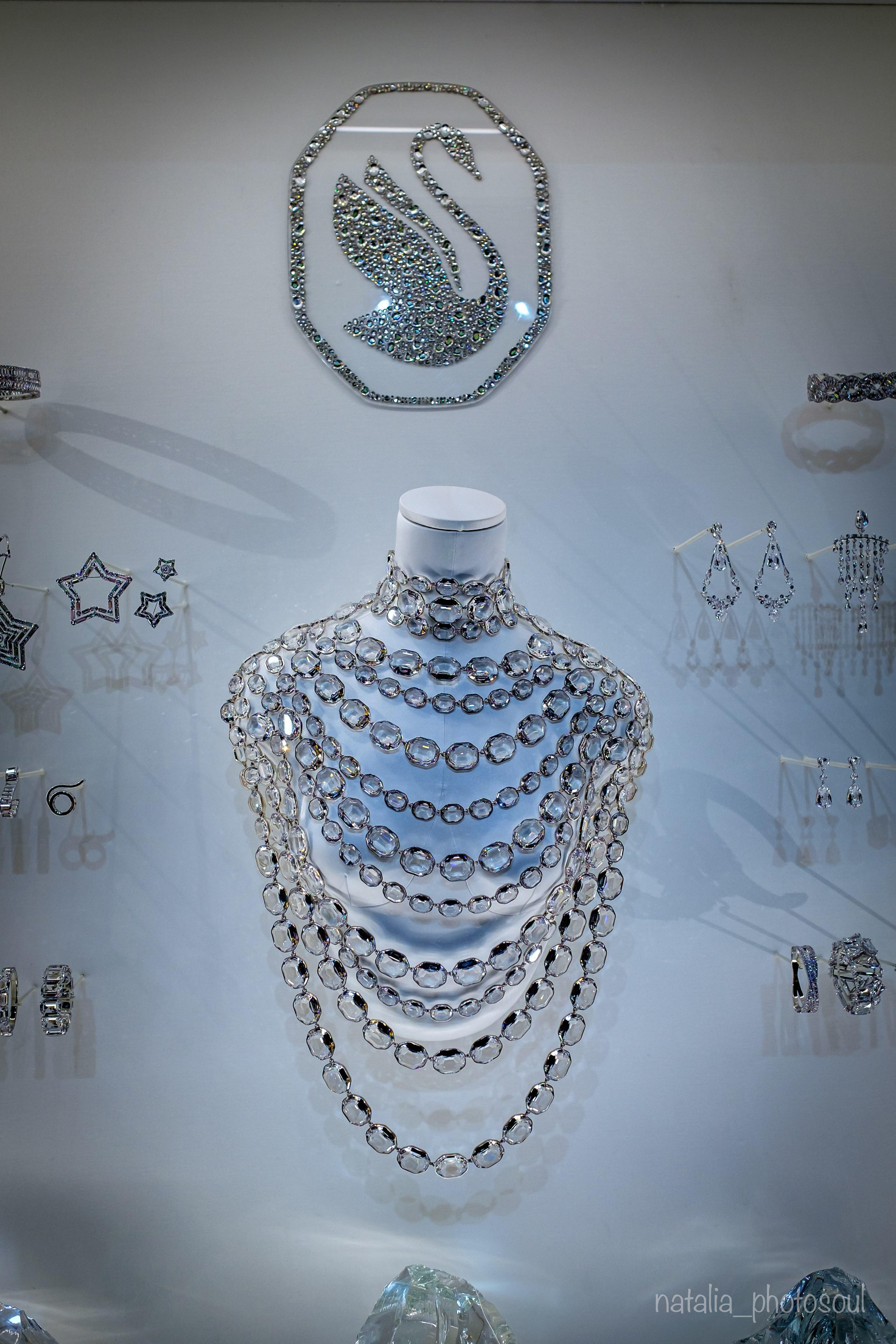 SWAROVSKI MASTERS OF LIGHT FROM VIENNA TO SEOUL. Photographer in Seoul Dobrokvashina Natalya