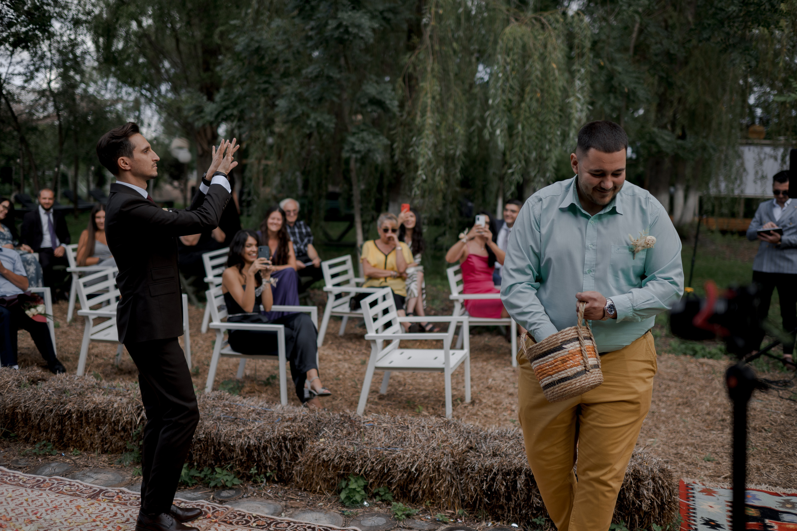 Boho barn wedding in Romania at Papadia Village, Dolj. Wedding photographer and videographer based in Timisoara, Romania