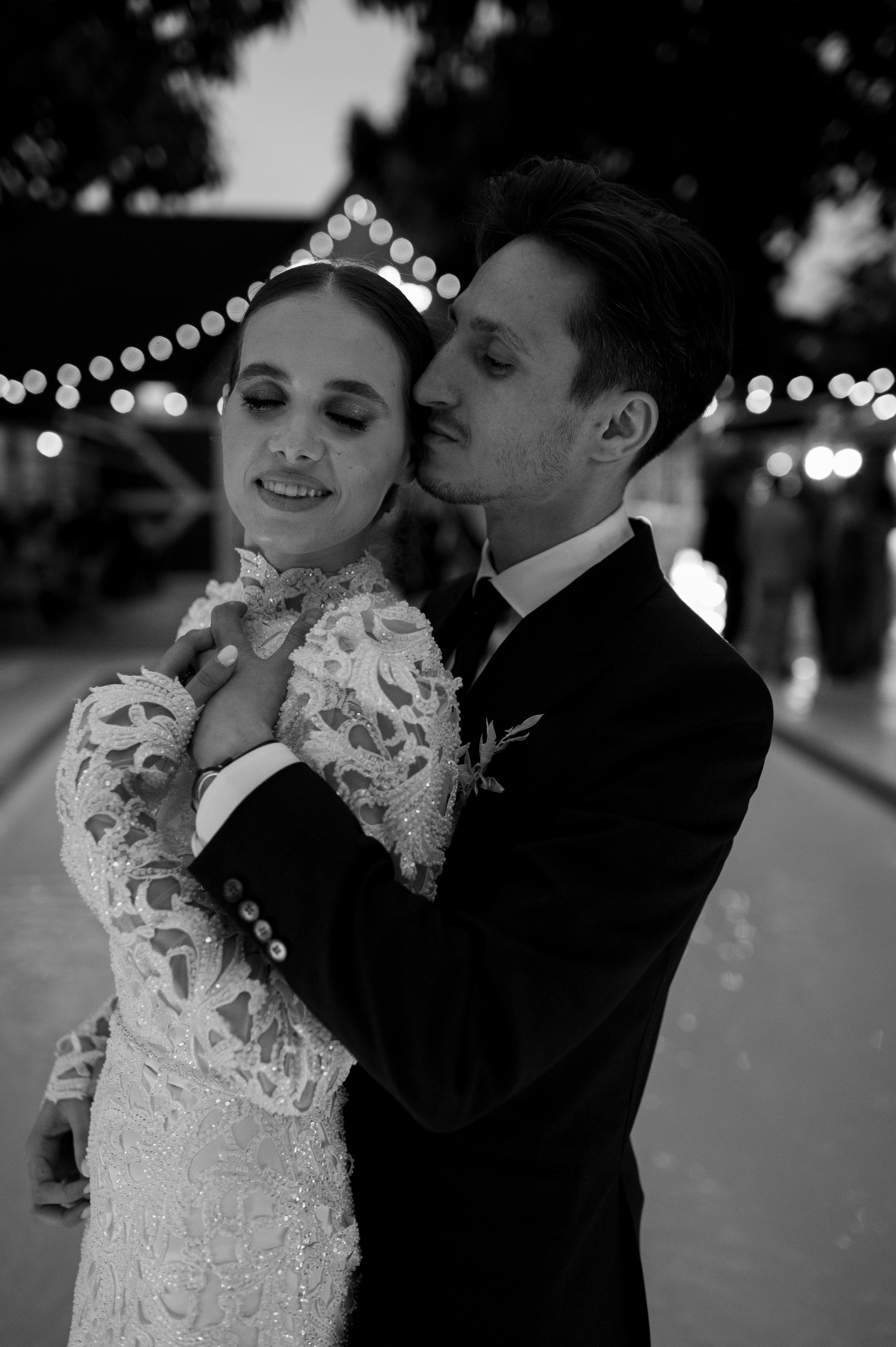 Boho barn wedding in Romania at Papadia Village, Dolj. Wedding photographer and videographer based in Timisoara, Romania