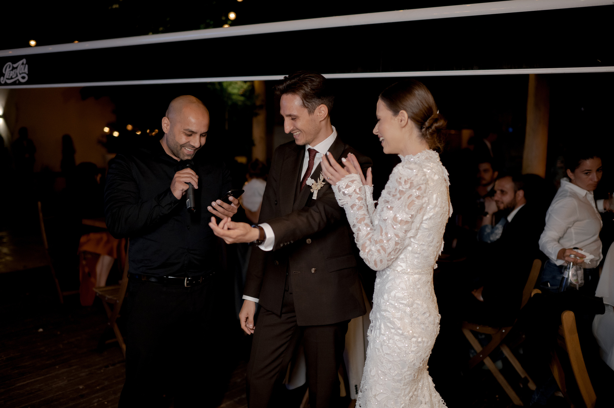 Boho barn wedding in Romania at Papadia Village, Dolj. Wedding photographer and videographer based in Timisoara, Romania