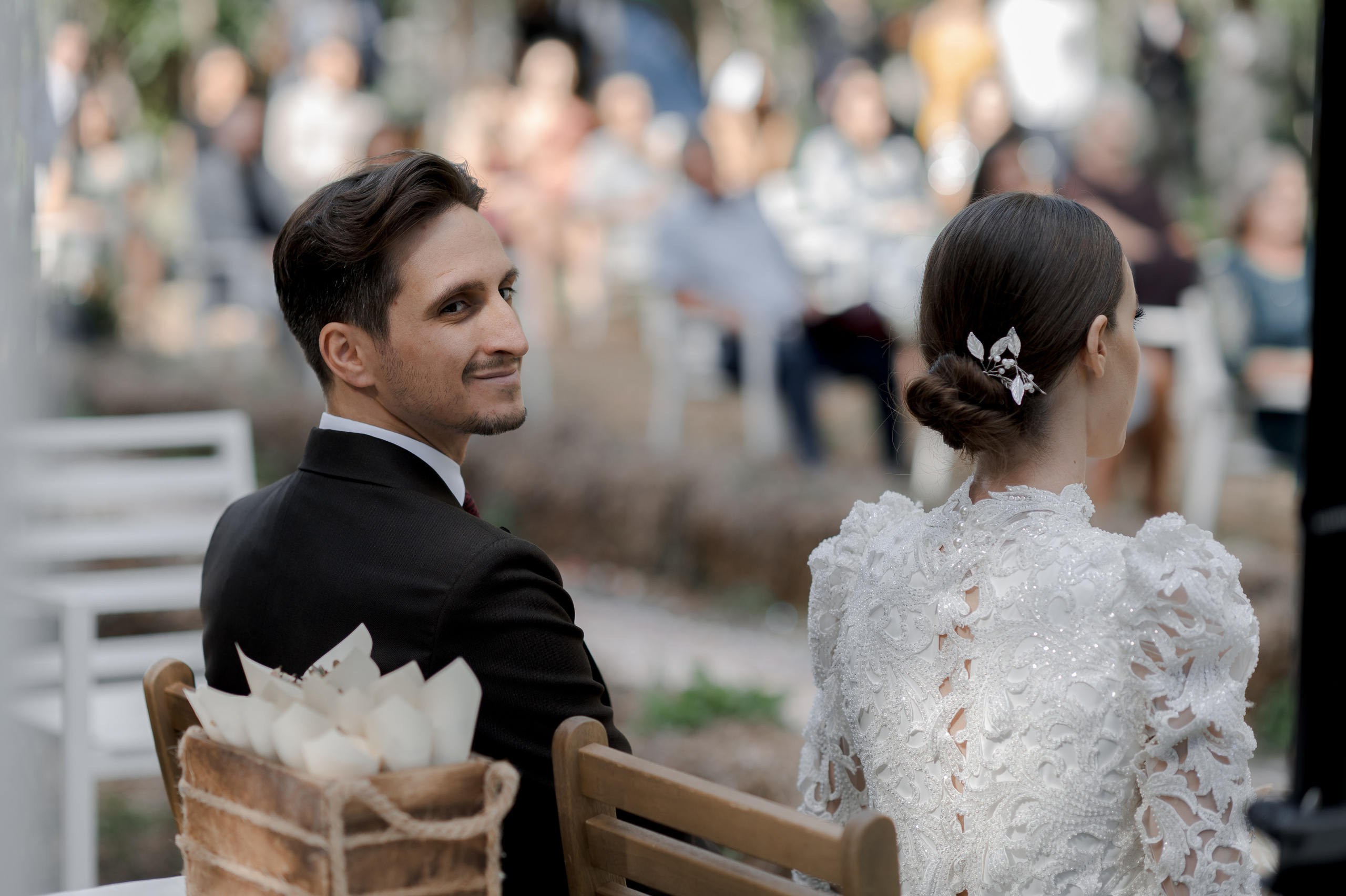 Boho barn wedding in Romania at Papadia Village, Dolj. Wedding photographer and videographer based in Timisoara, Romania