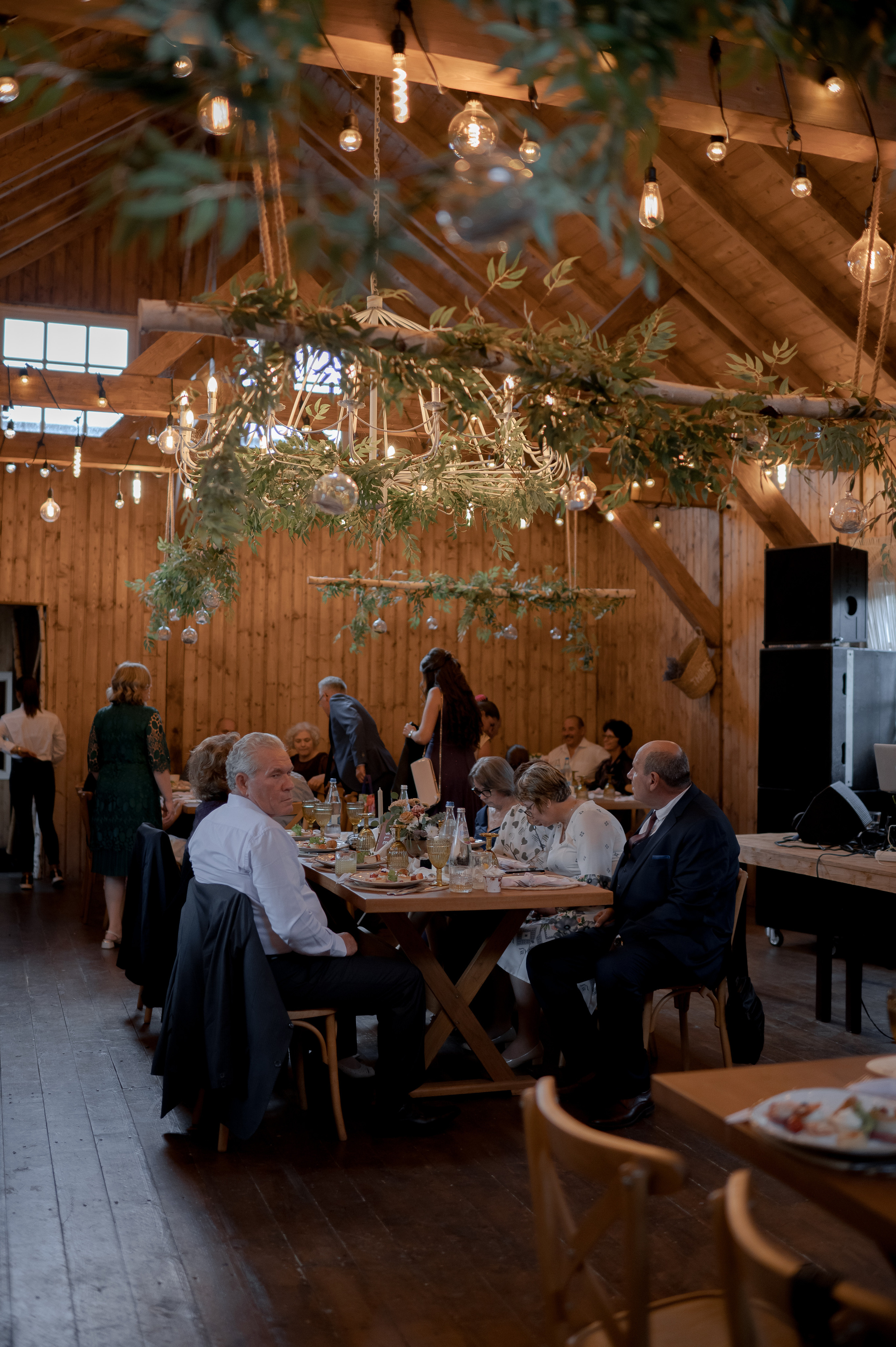 Boho barn wedding in Romania at Papadia Village, Dolj. Wedding photographer and videographer based in Timisoara, Romania