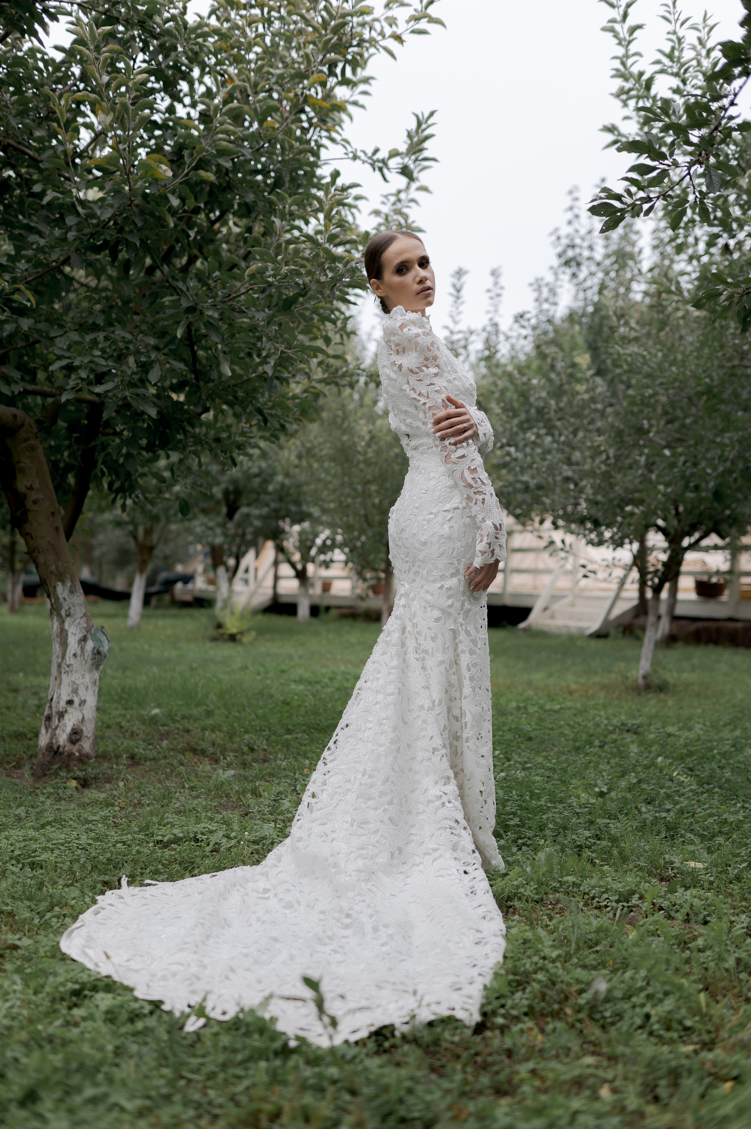 Boho barn wedding in Romania at Papadia Village, Dolj. Wedding photographer and videographer based in Timisoara, Romania