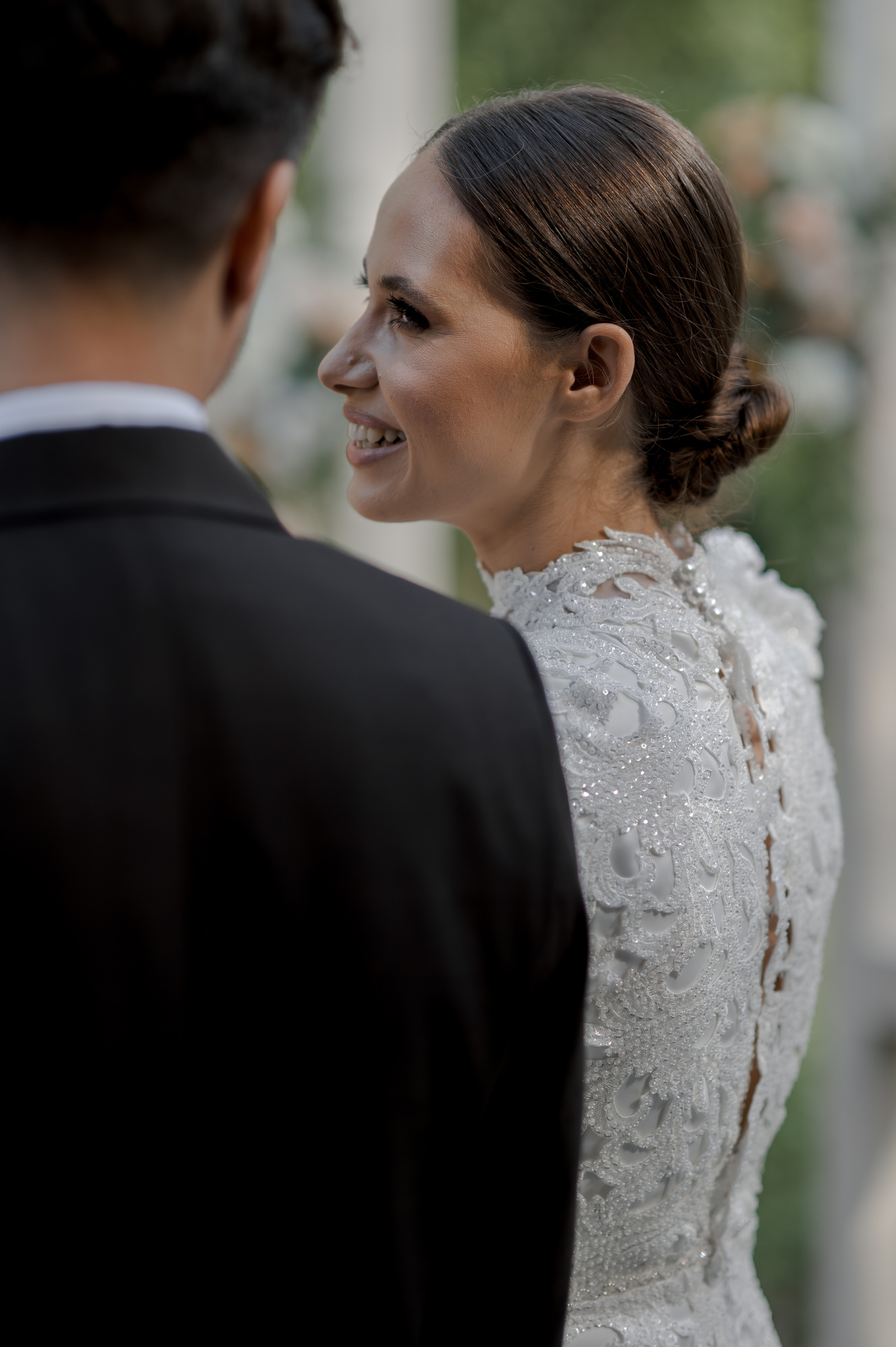 Boho barn wedding in Romania at Papadia Village, Dolj. Wedding photographer and videographer based in Timisoara, Romania