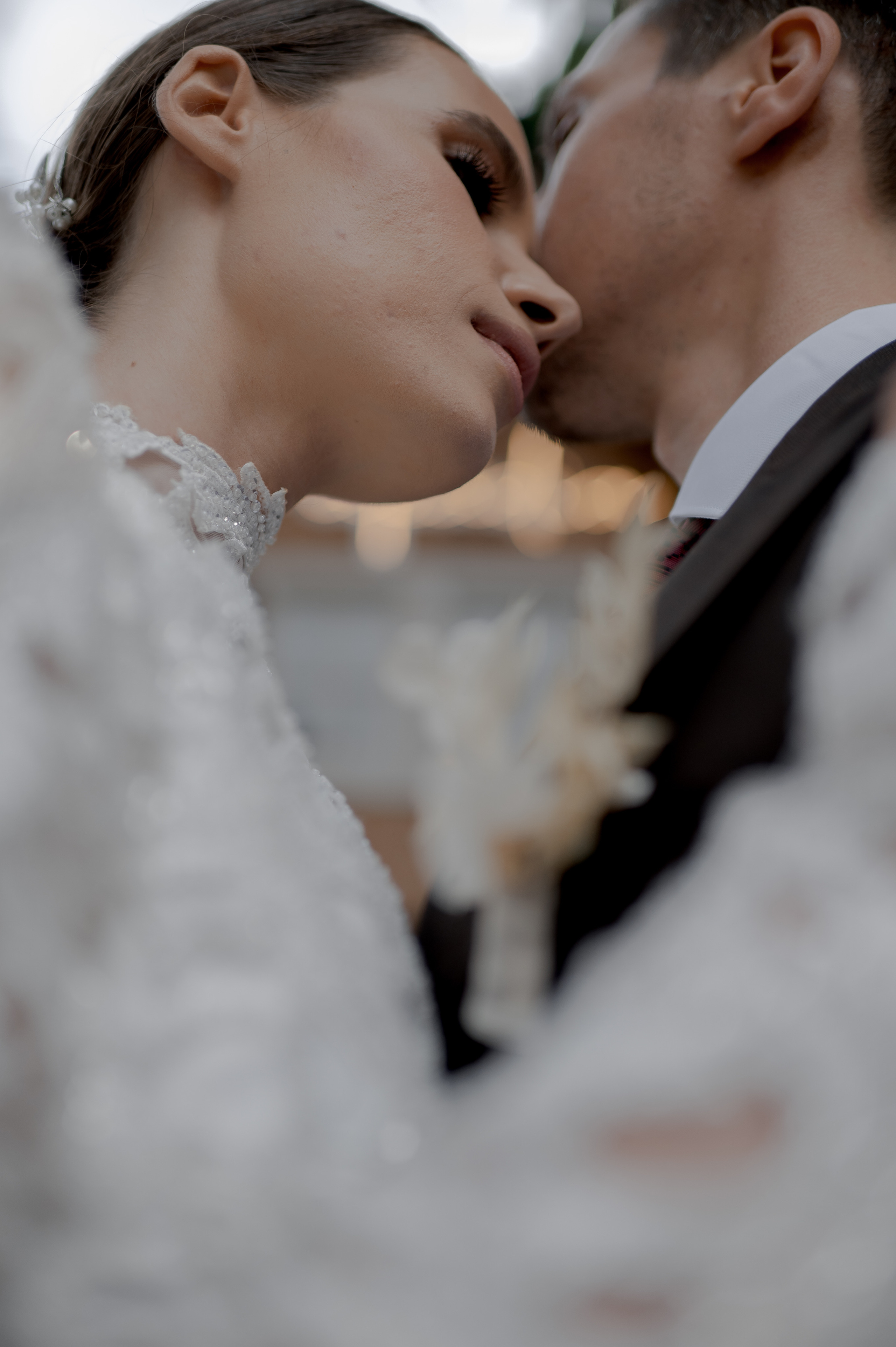 Boho barn wedding in Romania at Papadia Village, Dolj. Wedding photographer and videographer based in Timisoara, Romania
