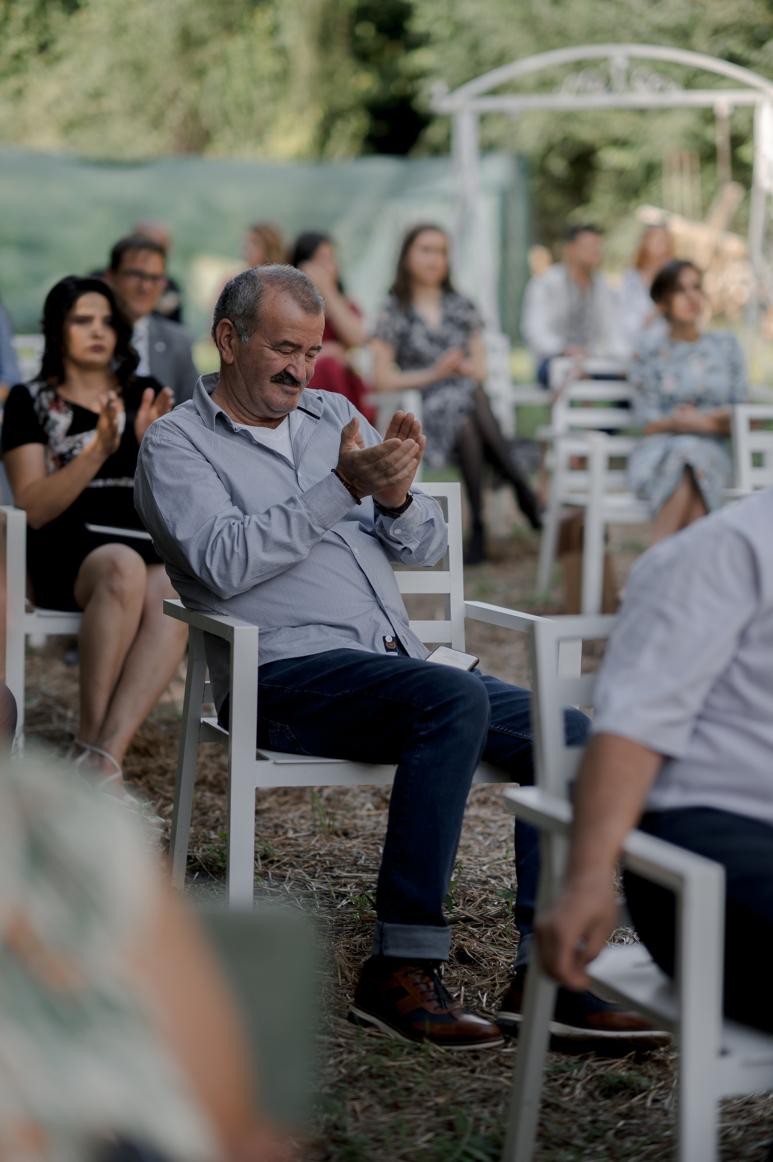Boho barn wedding in Romania at Papadia Village, Dolj. Wedding photographer and videographer based in Timisoara, Romania