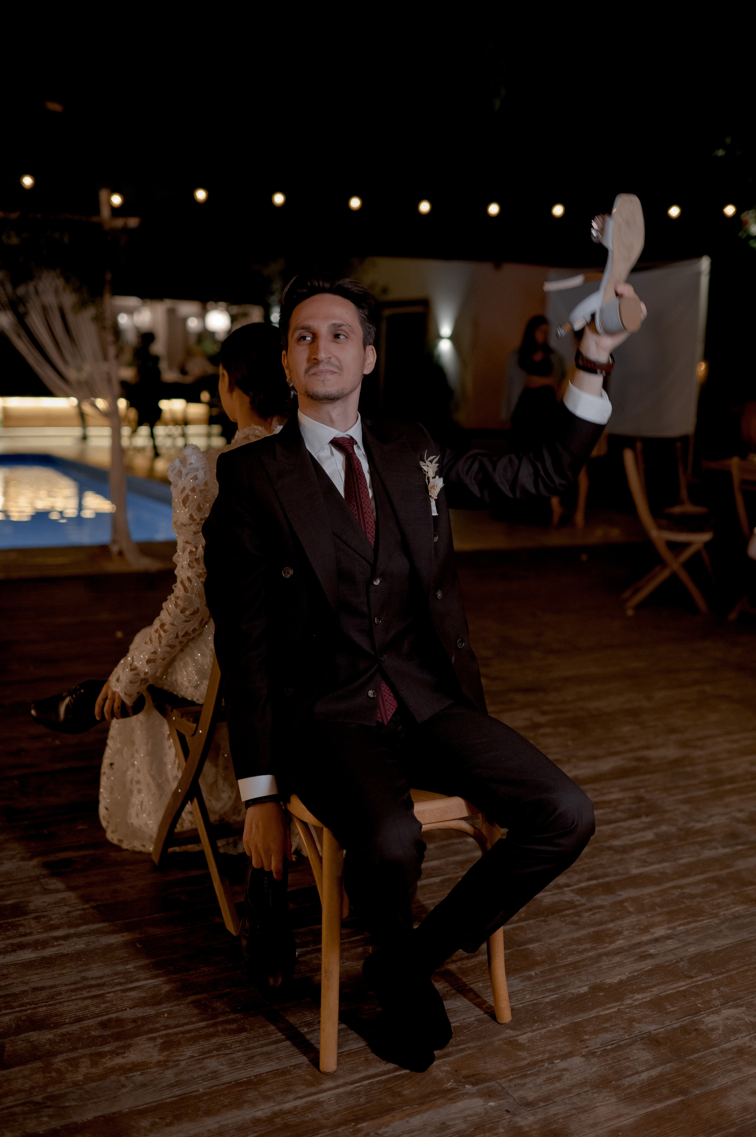 Boho barn wedding in Romania at Papadia Village, Dolj. Wedding photographer and videographer based in Timisoara, Romania