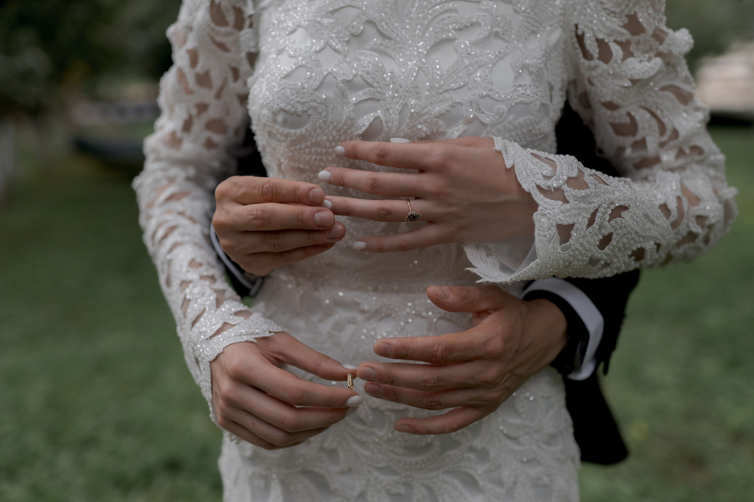 Boho barn wedding in Romania at Papadia Village, Dolj. Wedding photographer and videographer based in Timisoara, Romania
