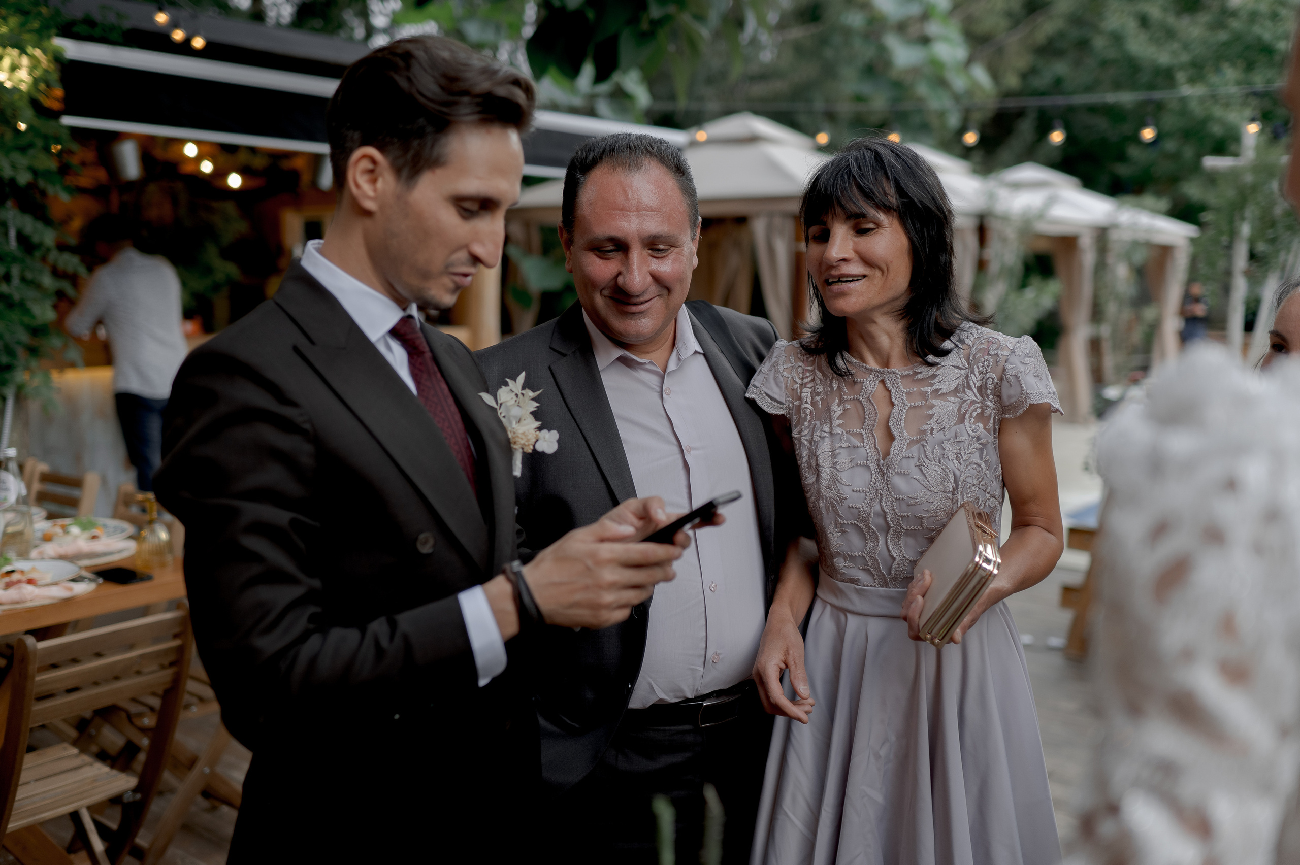 Boho barn wedding in Romania at Papadia Village, Dolj. Wedding photographer and videographer based in Timisoara, Romania