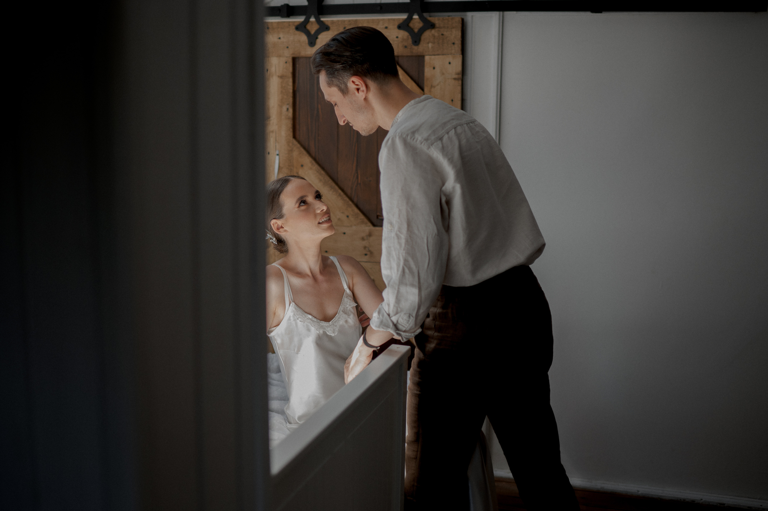 Boho barn wedding in Romania at Papadia Village, Dolj. Wedding photographer and videographer based in Timisoara, Romania