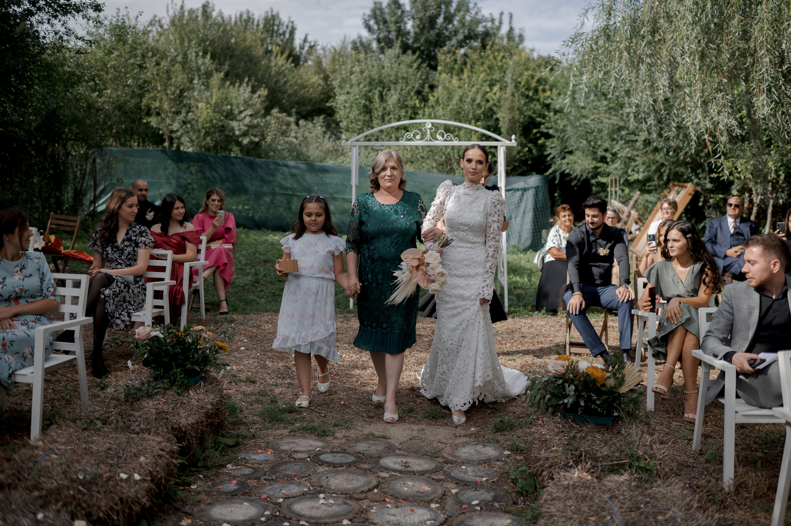 Boho barn wedding in Romania at Papadia Village, Dolj. Wedding photographer and videographer based in Timisoara, Romania