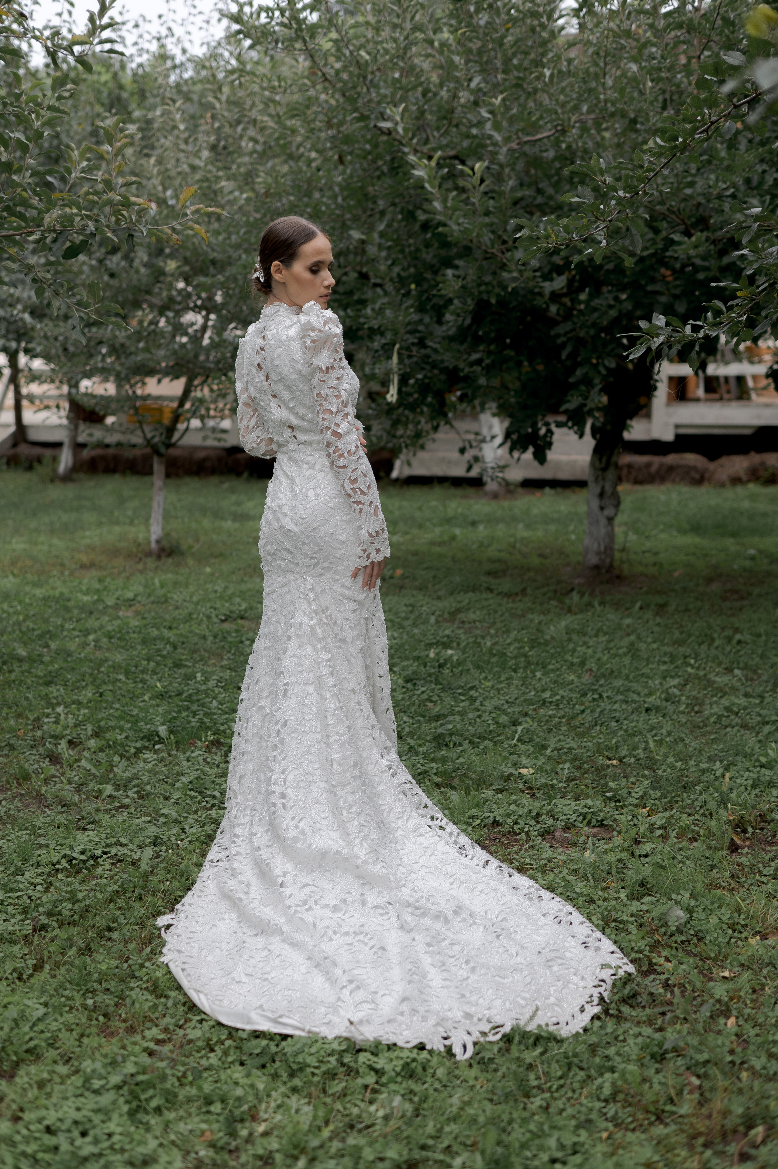 Boho barn wedding in Romania at Papadia Village, Dolj. Wedding photographer and videographer based in Timisoara, Romania