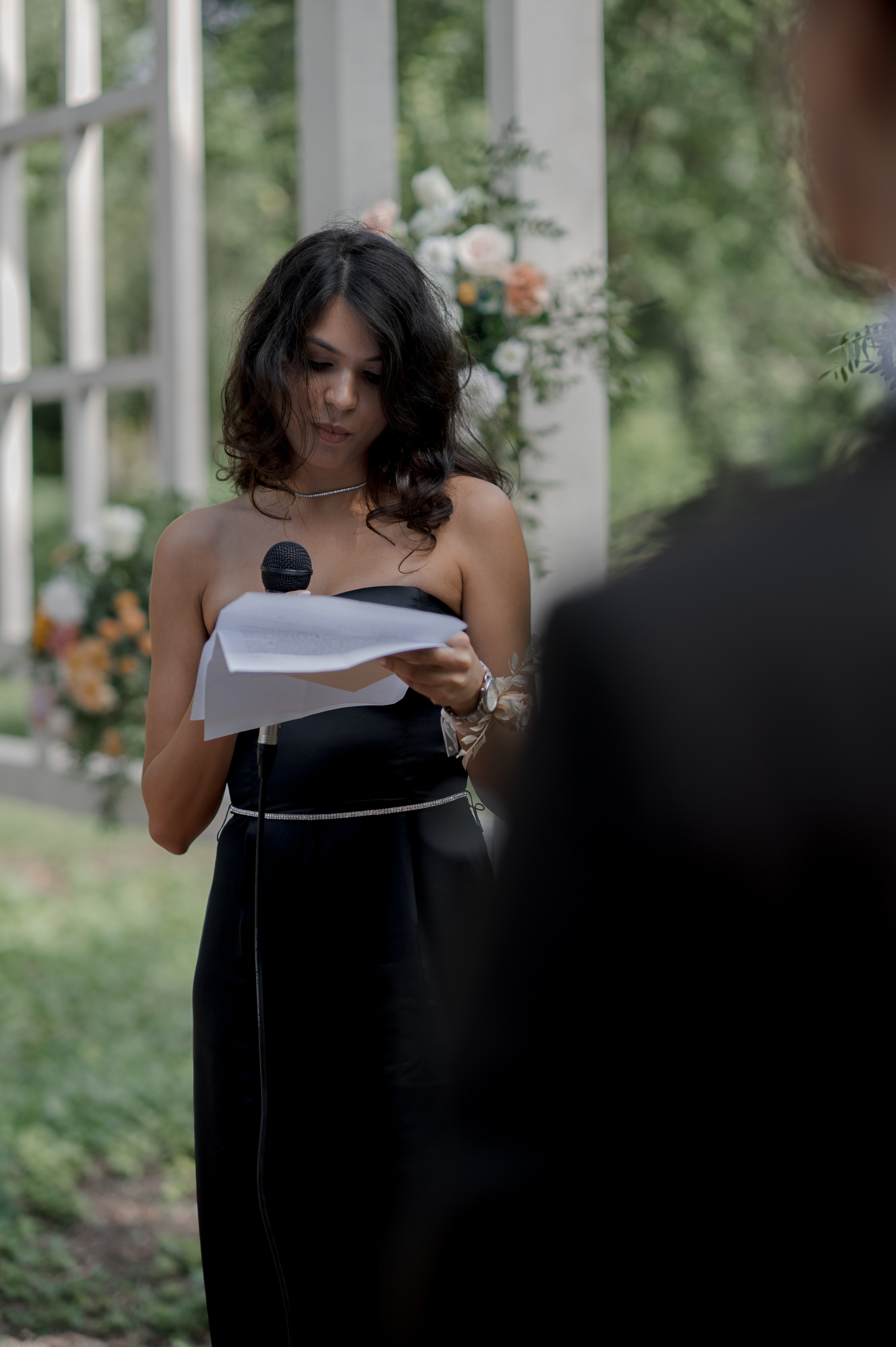 Boho barn wedding in Romania at Papadia Village, Dolj. Wedding photographer and videographer based in Timisoara, Romania