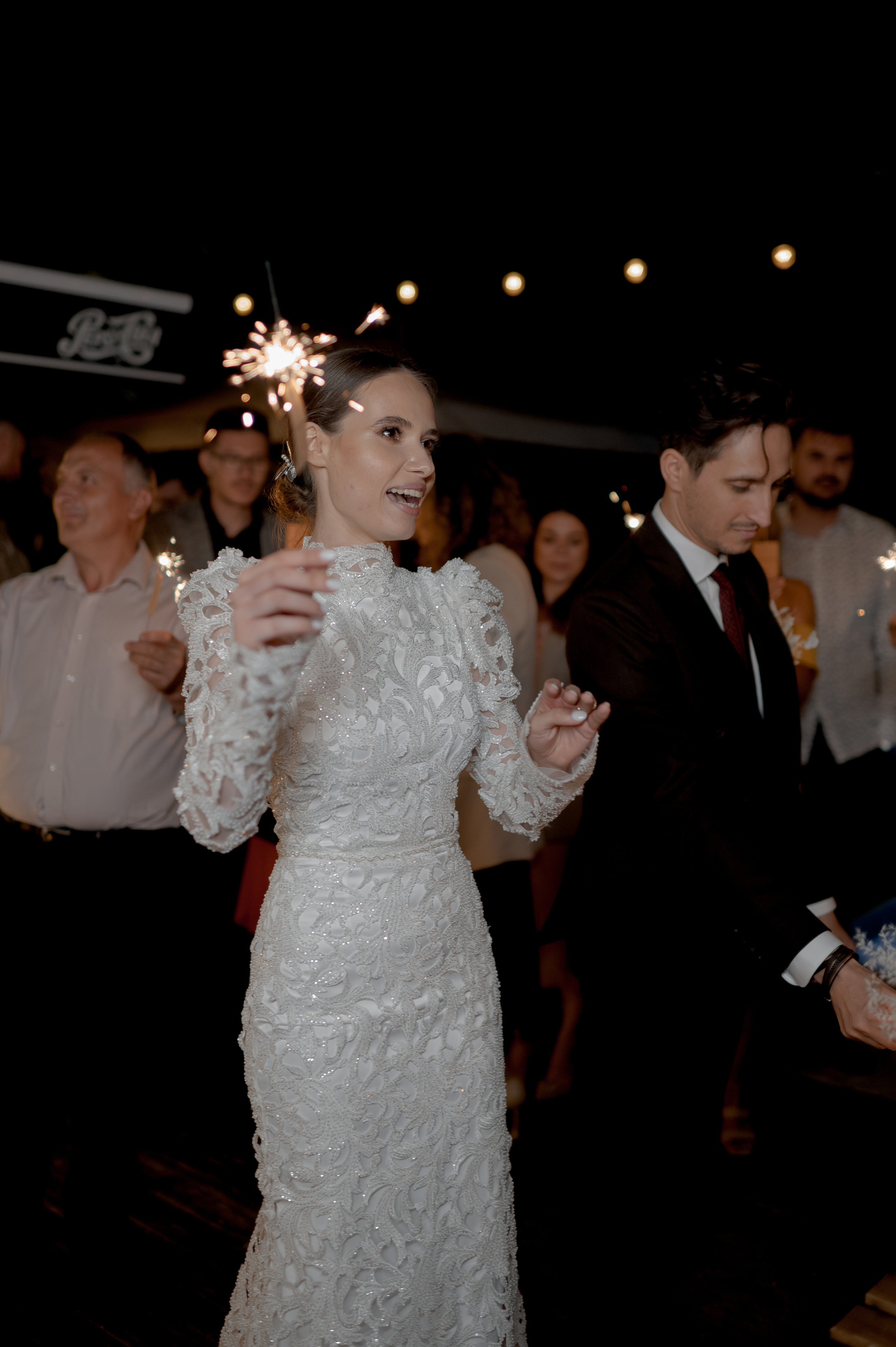 Boho barn wedding in Romania at Papadia Village, Dolj. Wedding photographer and videographer based in Timisoara, Romania