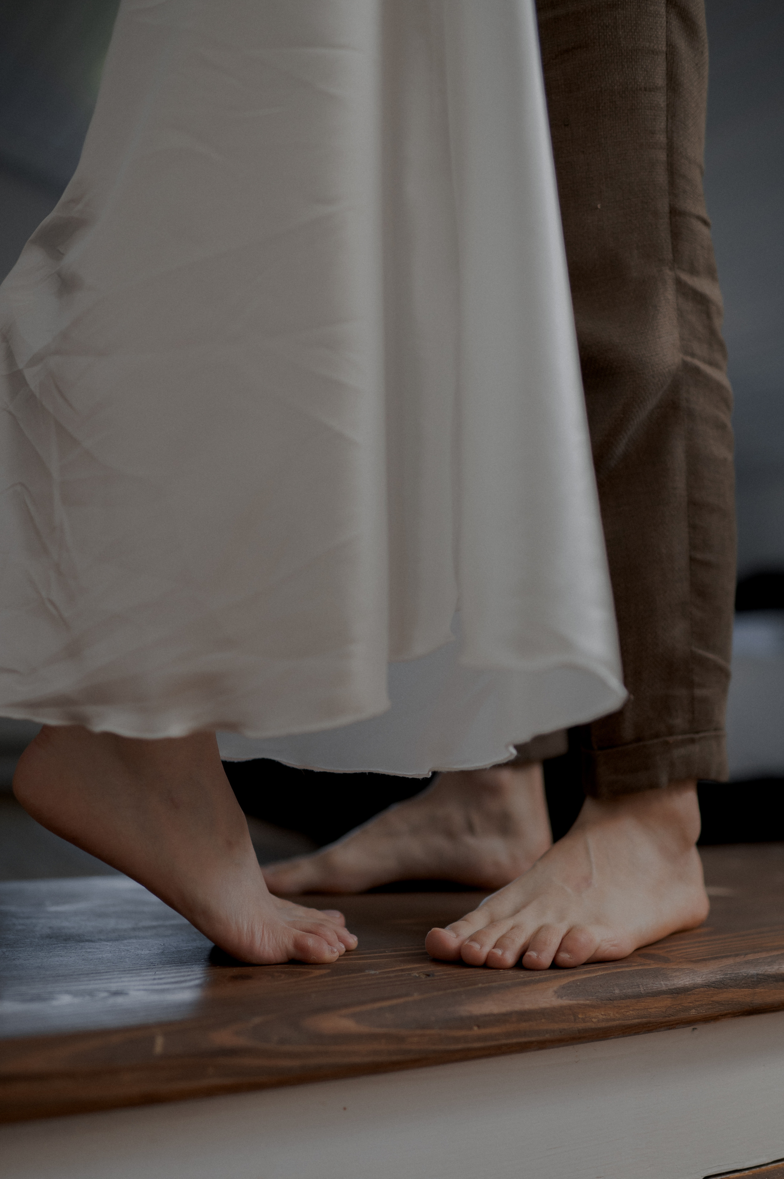 Boho barn wedding in Romania at Papadia Village, Dolj. Wedding photographer and videographer based in Timisoara, Romania