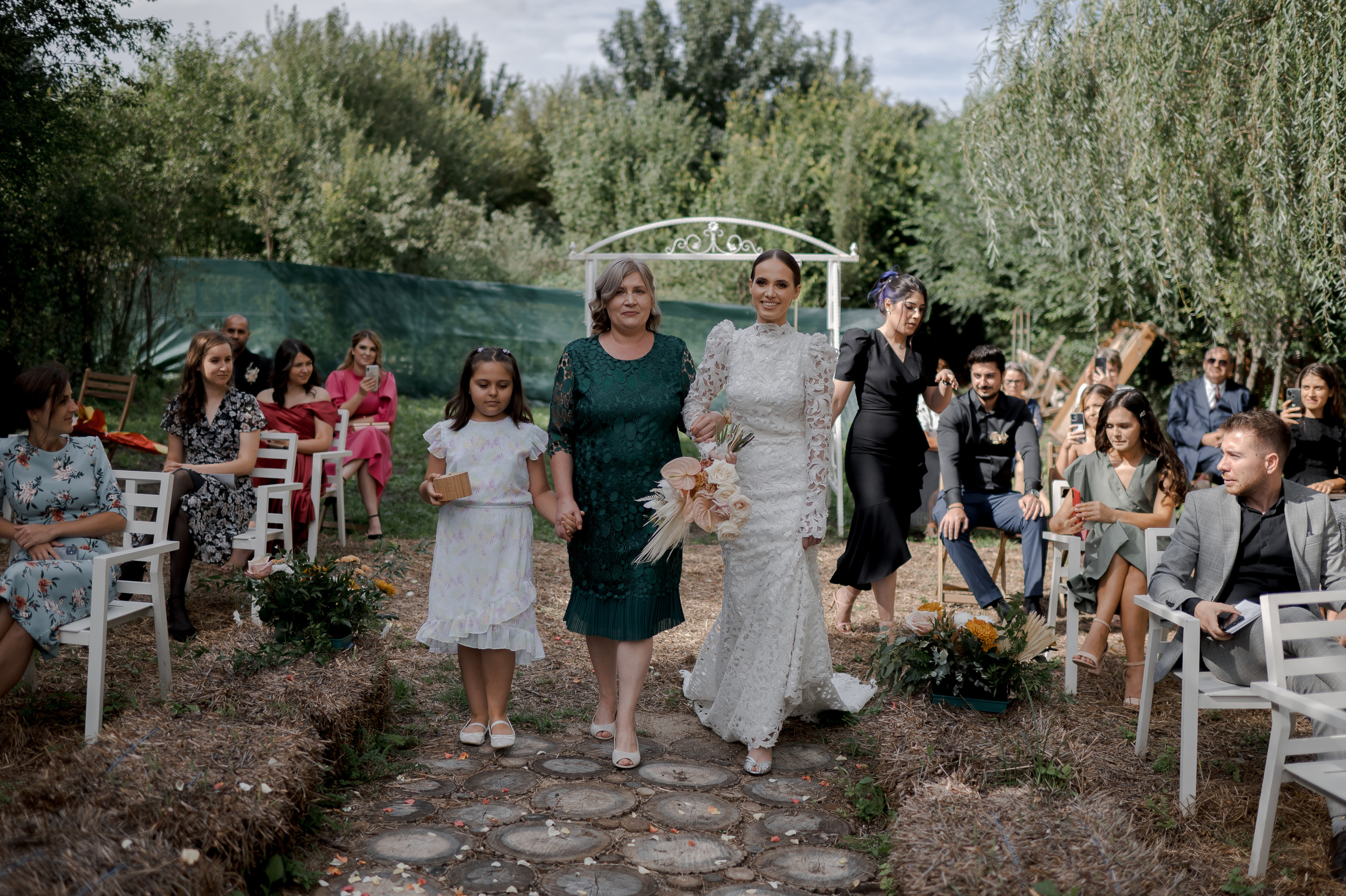 Boho barn wedding in Romania at Papadia Village, Dolj. Wedding photographer and videographer based in Timisoara, Romania