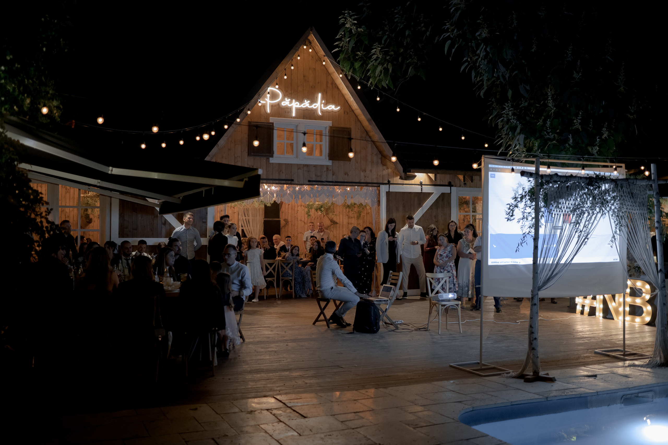 Boho barn wedding in Romania at Papadia Village, Dolj. Wedding photographer and videographer based in Timisoara, Romania