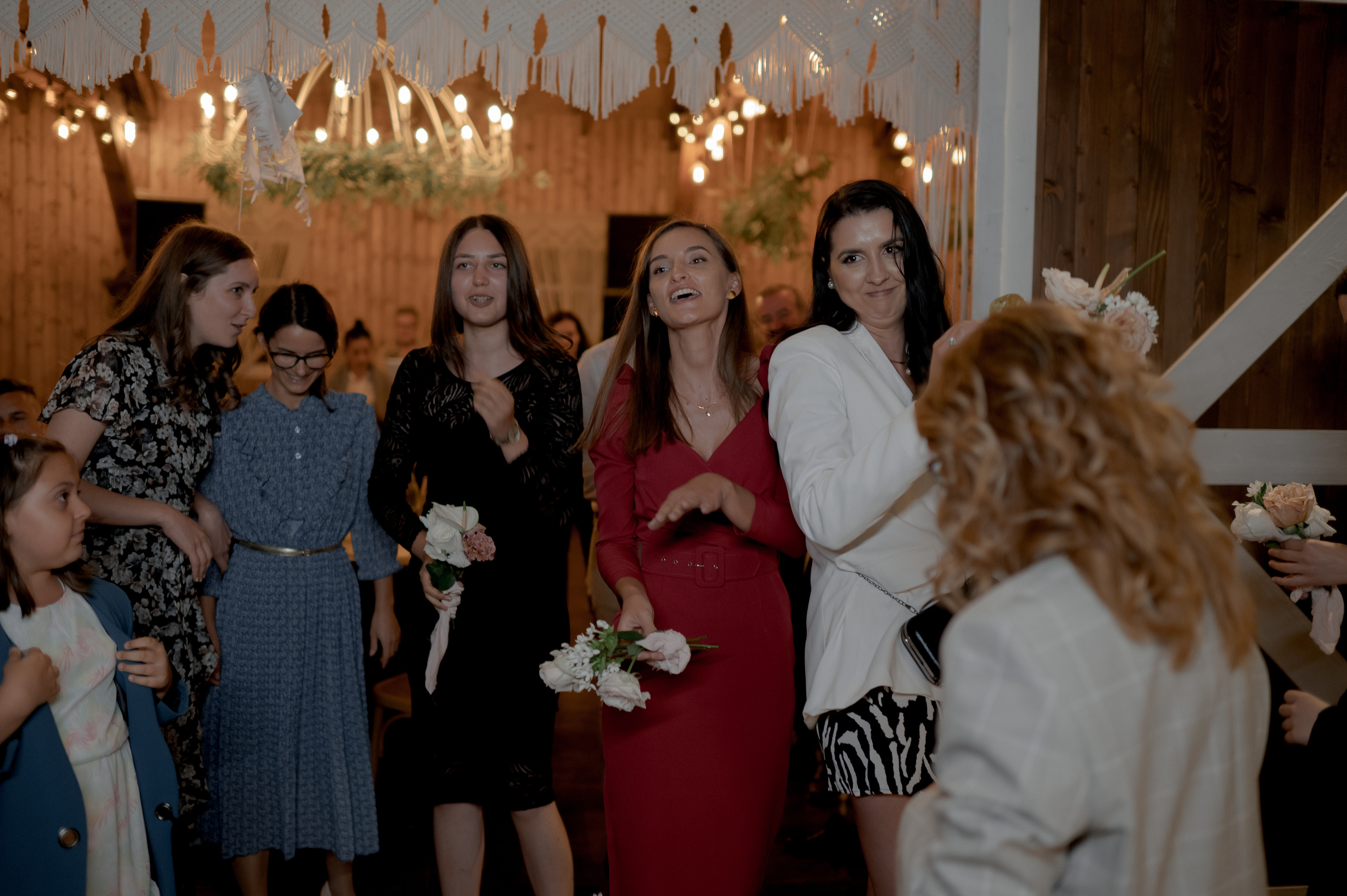 Boho barn wedding in Romania at Papadia Village, Dolj. Wedding photographer and videographer based in Timisoara, Romania