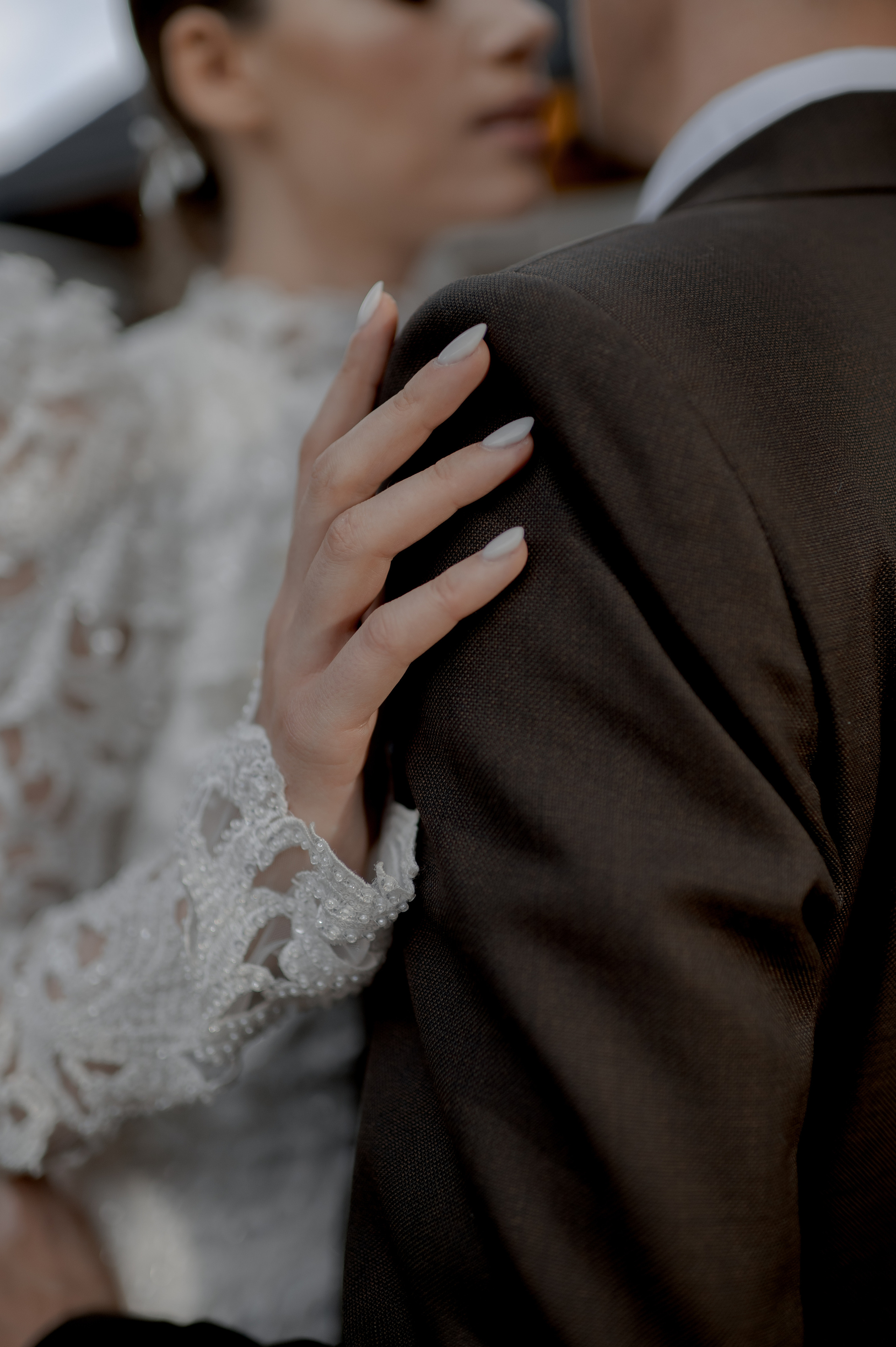 Boho barn wedding in Romania at Papadia Village, Dolj. Wedding photographer and videographer based in Timisoara, Romania