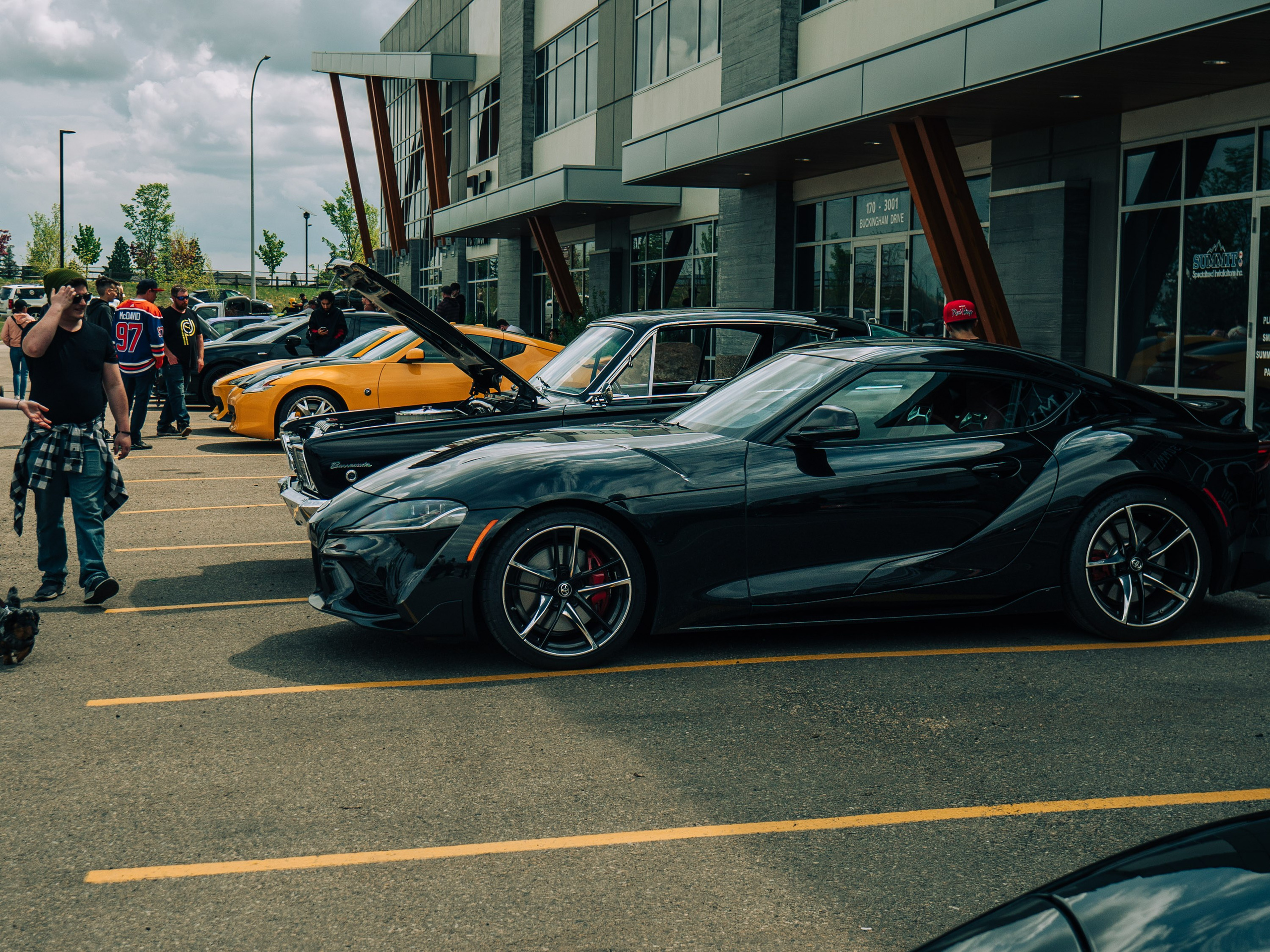 Edmonton Cars & Coffee Drive Out at Sherwood Motorcars’ event, May 26, 2024!