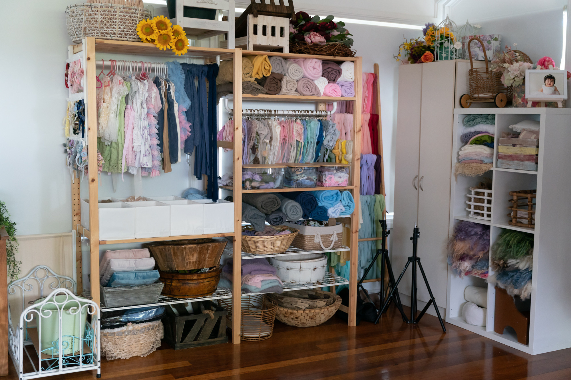 Newborn session price guide. Newborn and family photographer. Hills District. Sydney