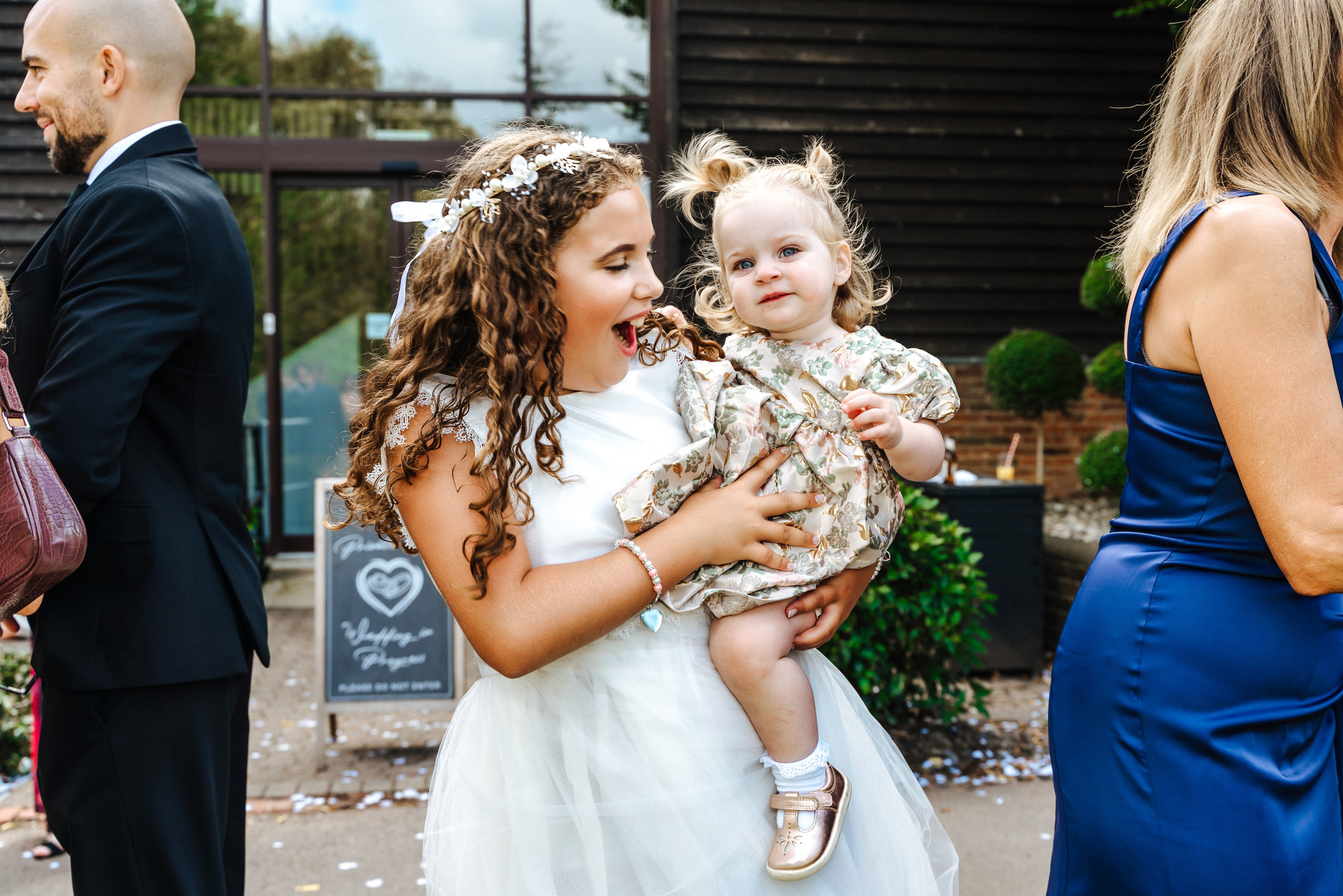 Wedding at Essendon Country Club. Photographer in England Ekaterina Romanova