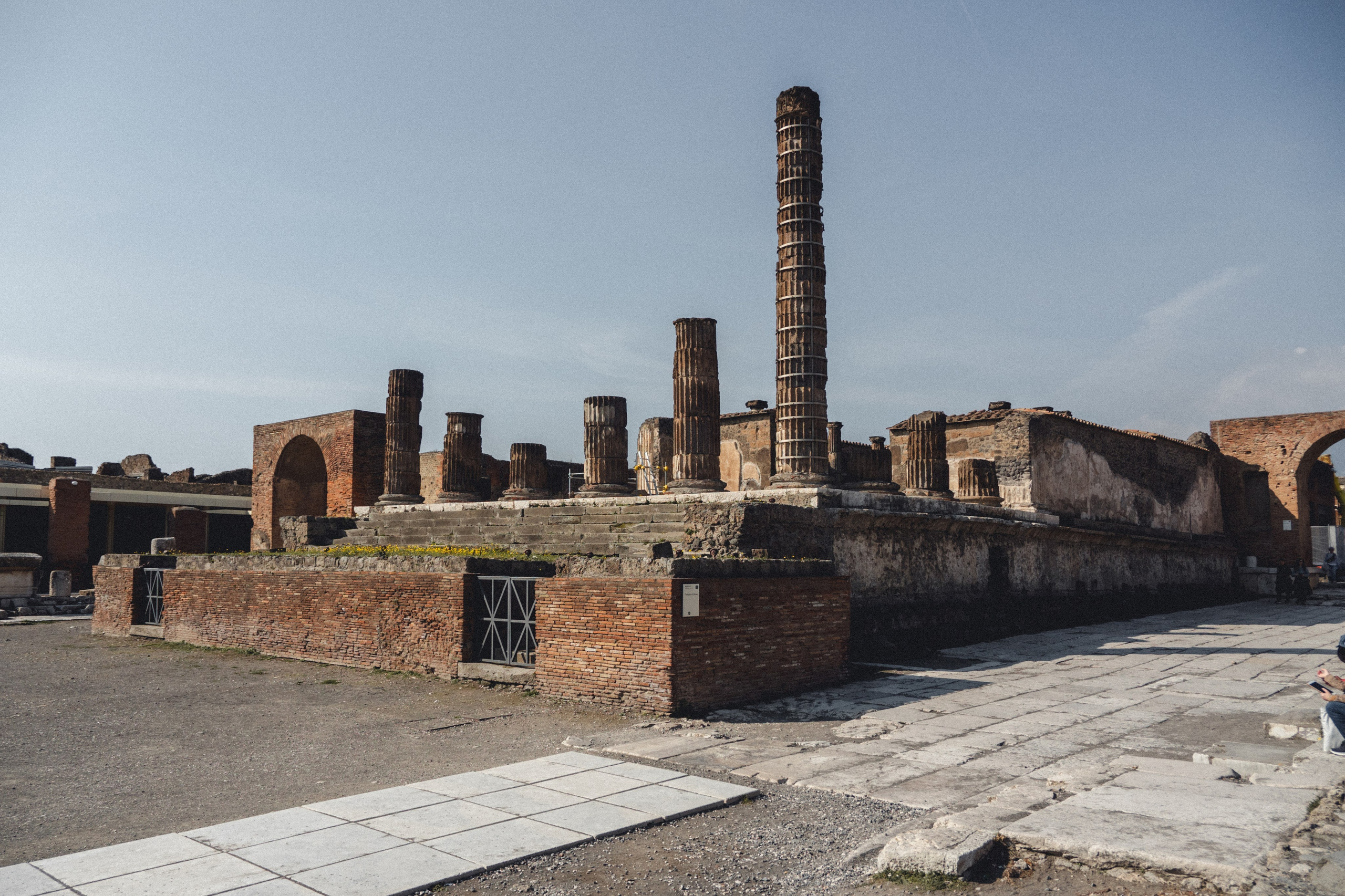 Pompeii. Photographe sur Cote d’Azur. Portraits de familles, couples, enfants, événements