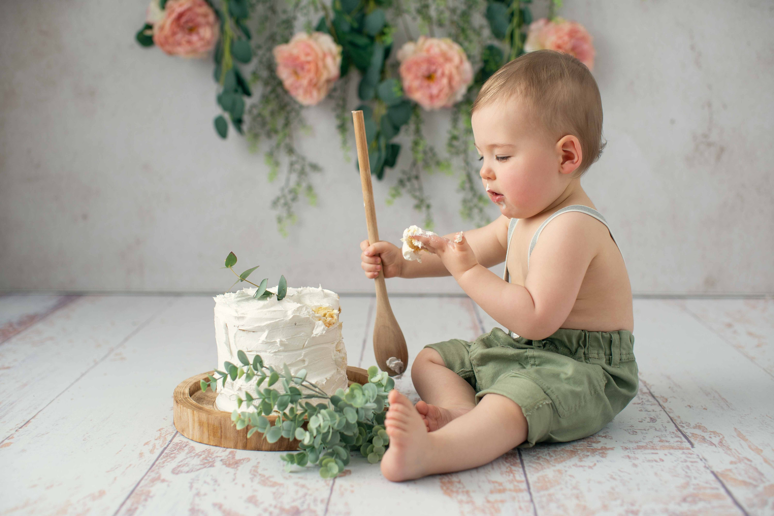 Cake Smash Baby Photoshoot Hills Disctrict Sydney, family photographer
