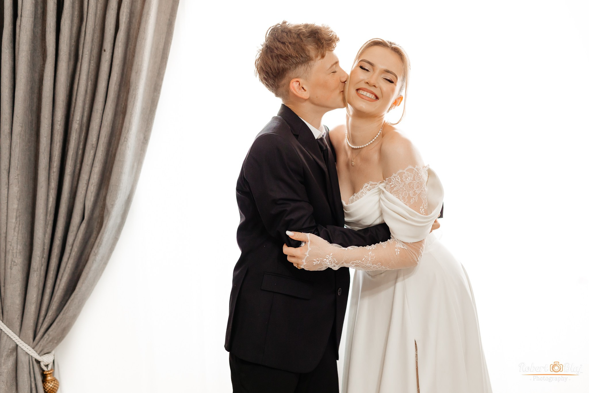 Georgeana & Iulian. Robert Blaj - Fotograf Nuntă Iași