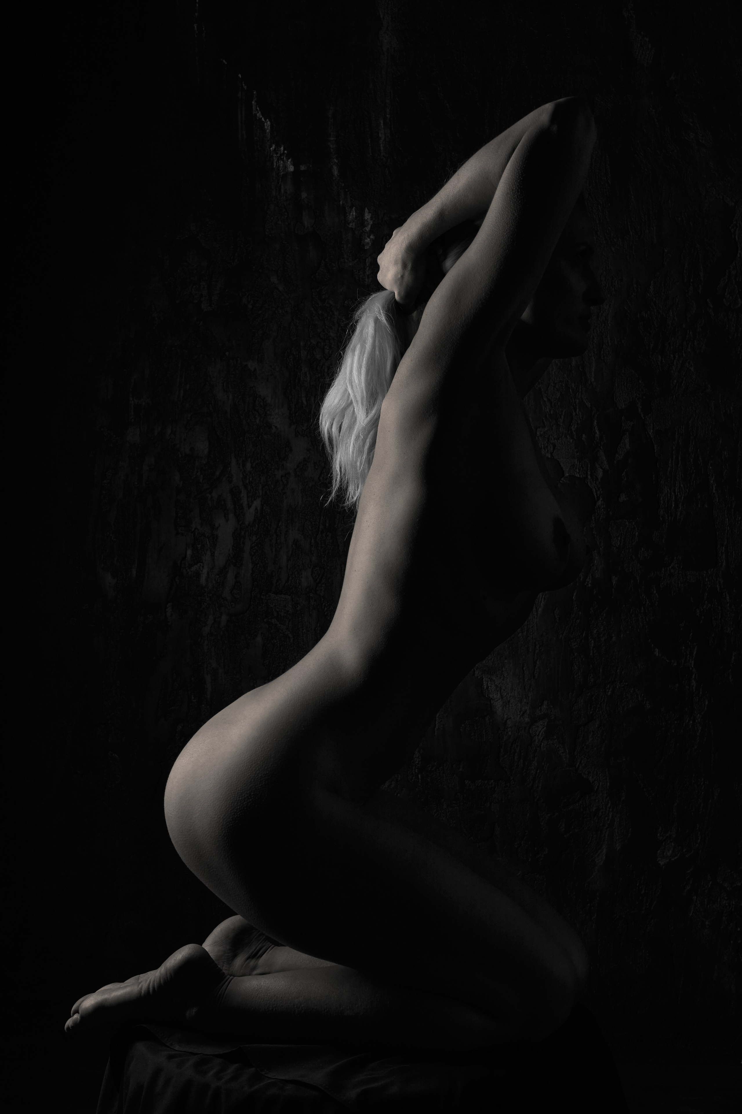 ART NUDE. Fine art photographer in Tallinn Aleksandr Sokolnikov
