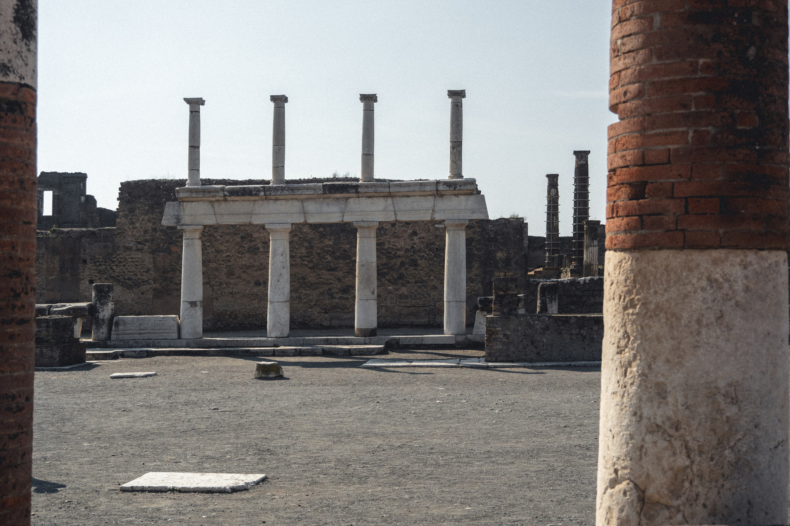 Pompeii. Photographe sur Cote d’Azur. Portraits de familles, couples, enfants, événements