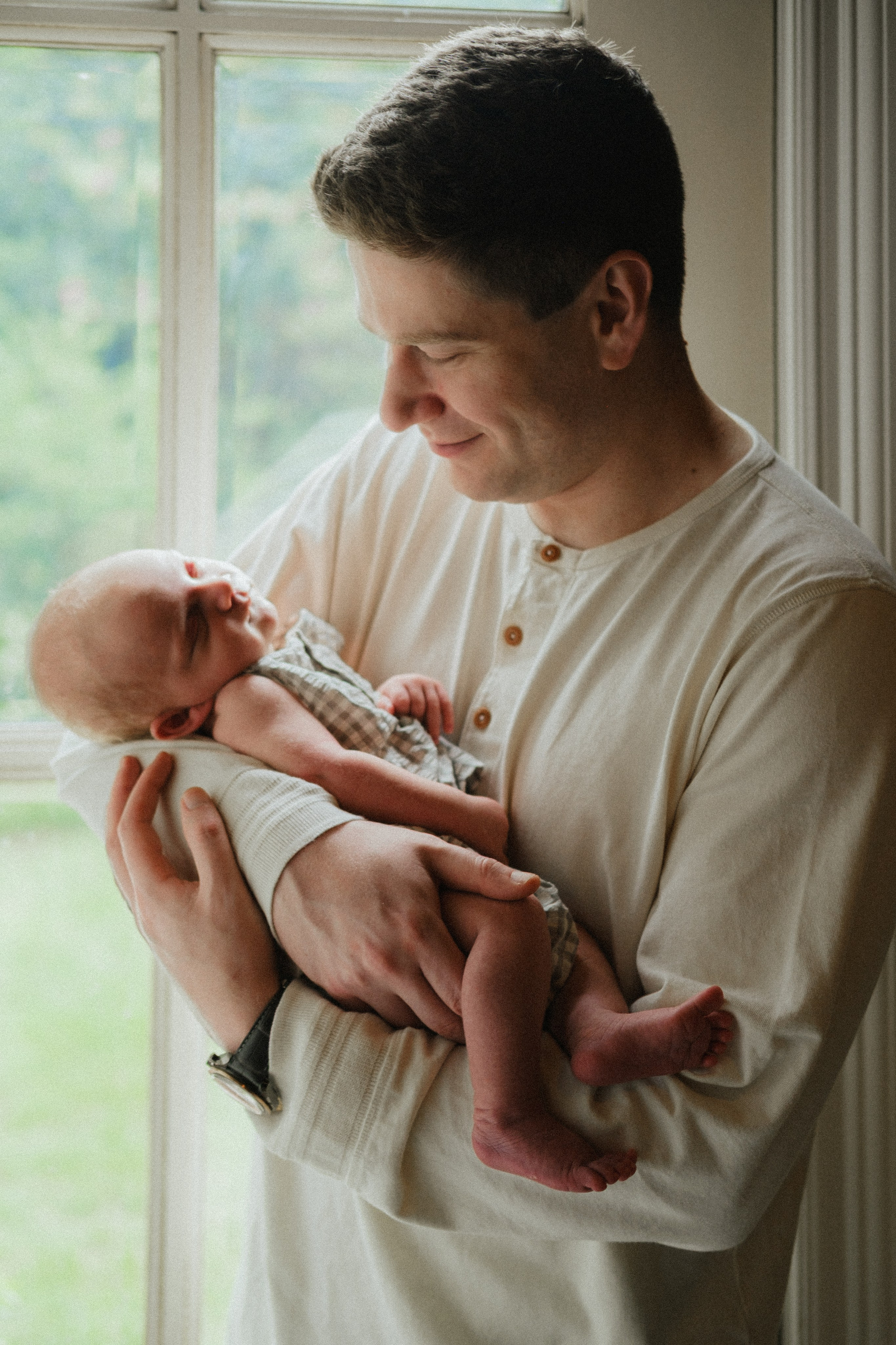 Newborn Photography Portfolio | Documentary Newborn sessions by Anna Dobrovolskaia in Richmond, VA Photography. Family Photographer Anna Dobrovolskaia | Richmond, VA